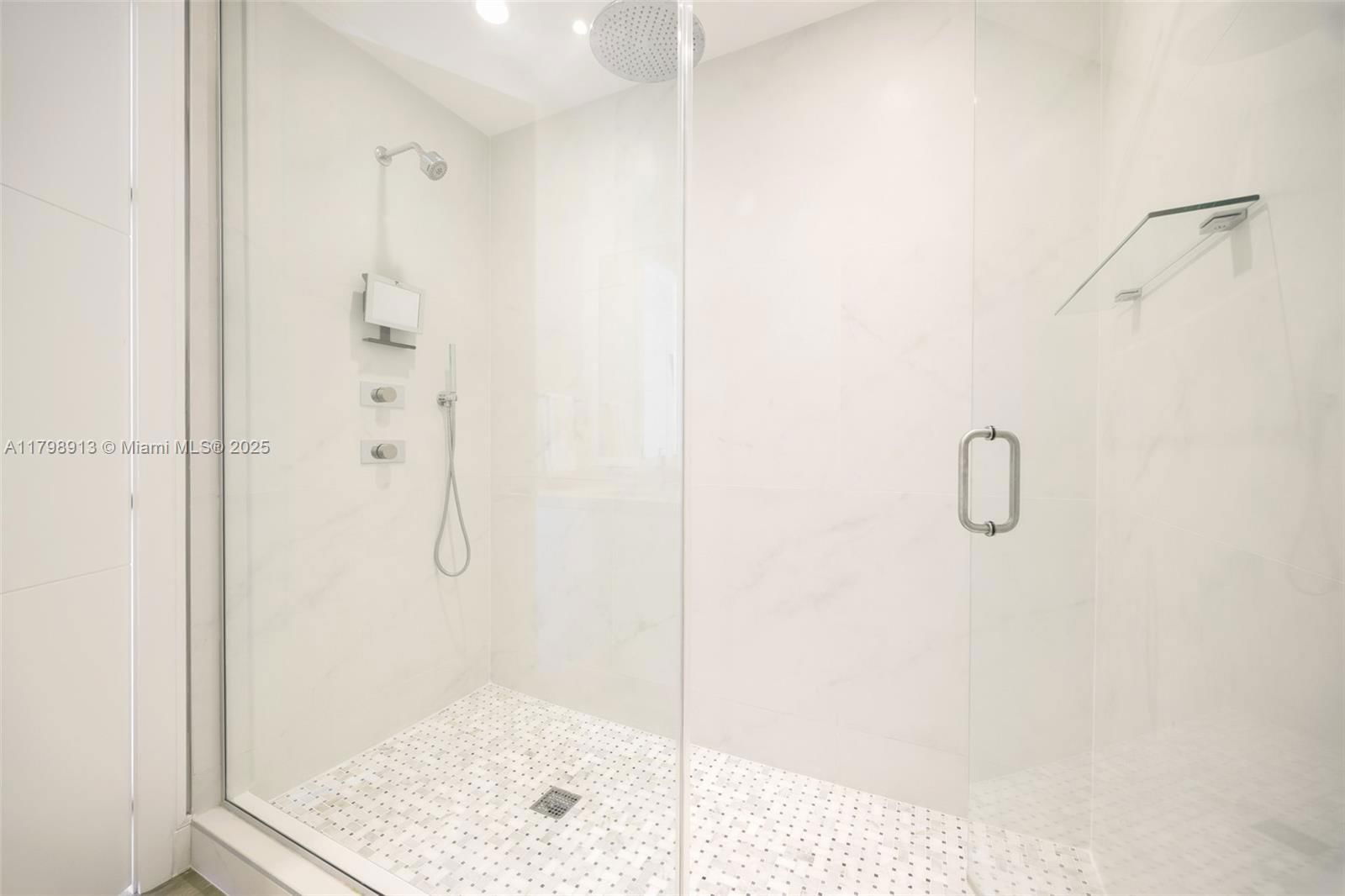 Real estate property located at 2916 Catalina St #2916, Miami-dade, Torbertville Sub, Coconut Grove, FL