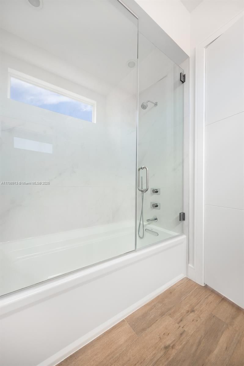 Real estate property located at 2916 Catalina St #2916, Miami-dade, Torbertville Sub, Coconut Grove, FL