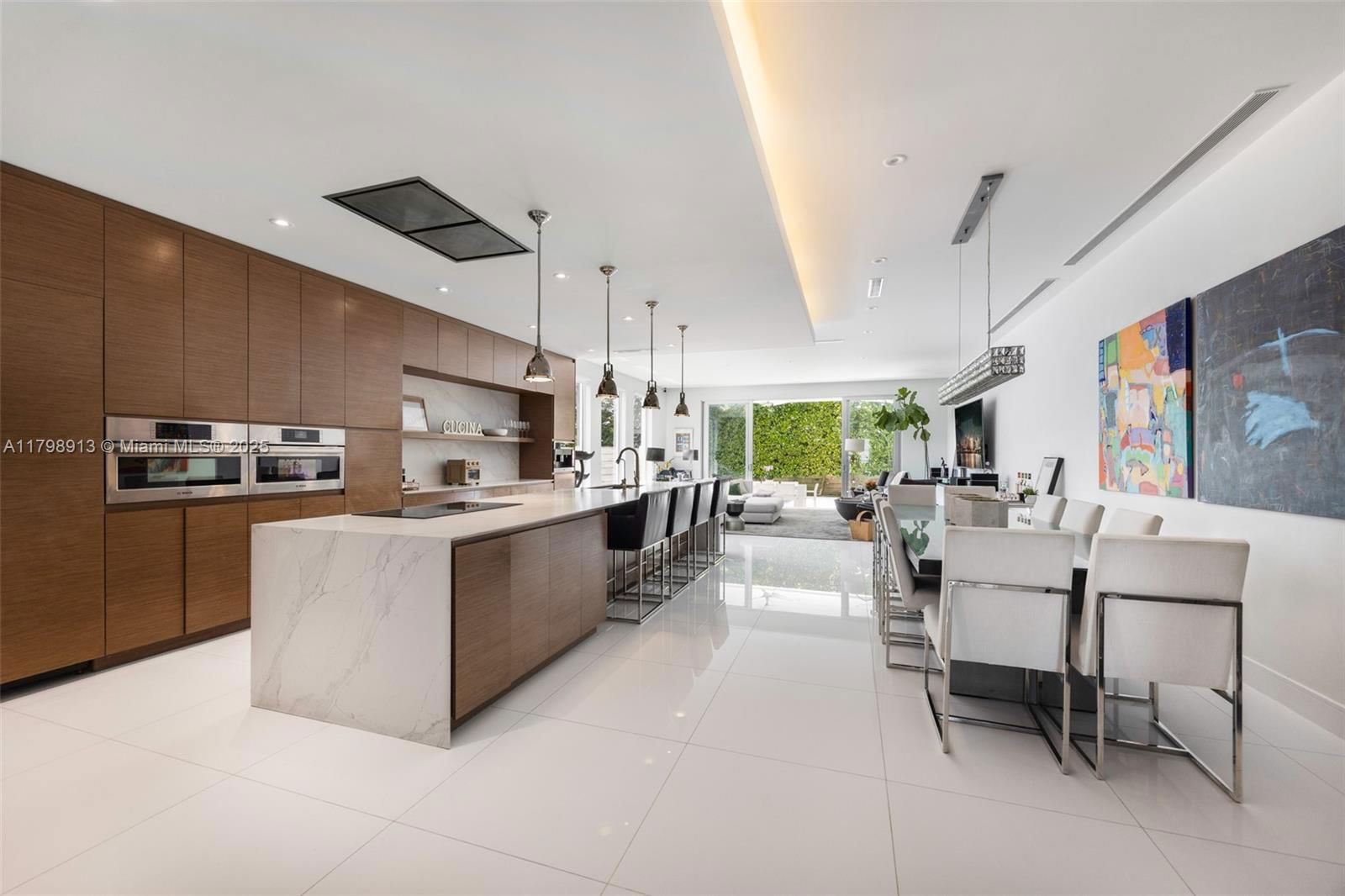 Real estate property located at 2916 Catalina St #2916, Miami-dade, Torbertville Sub, Coconut Grove, FL