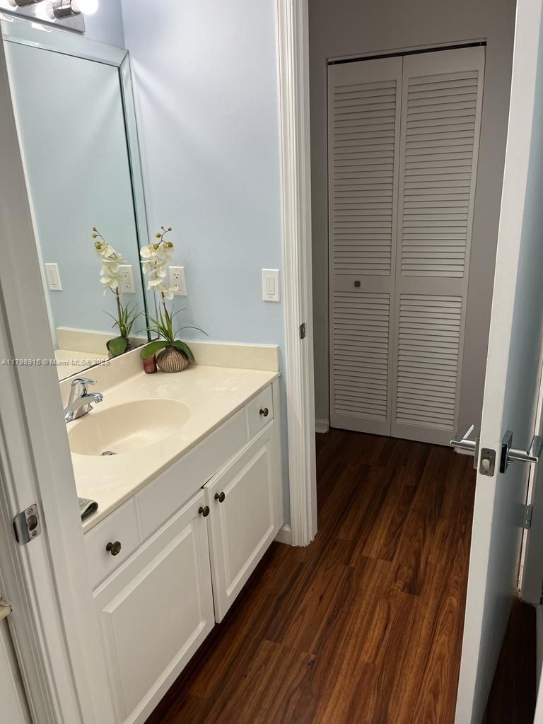 Real estate property located at 9953 154th Ct, Miami-dade, Weitzer Hammocks Homes Se, Miami, FL