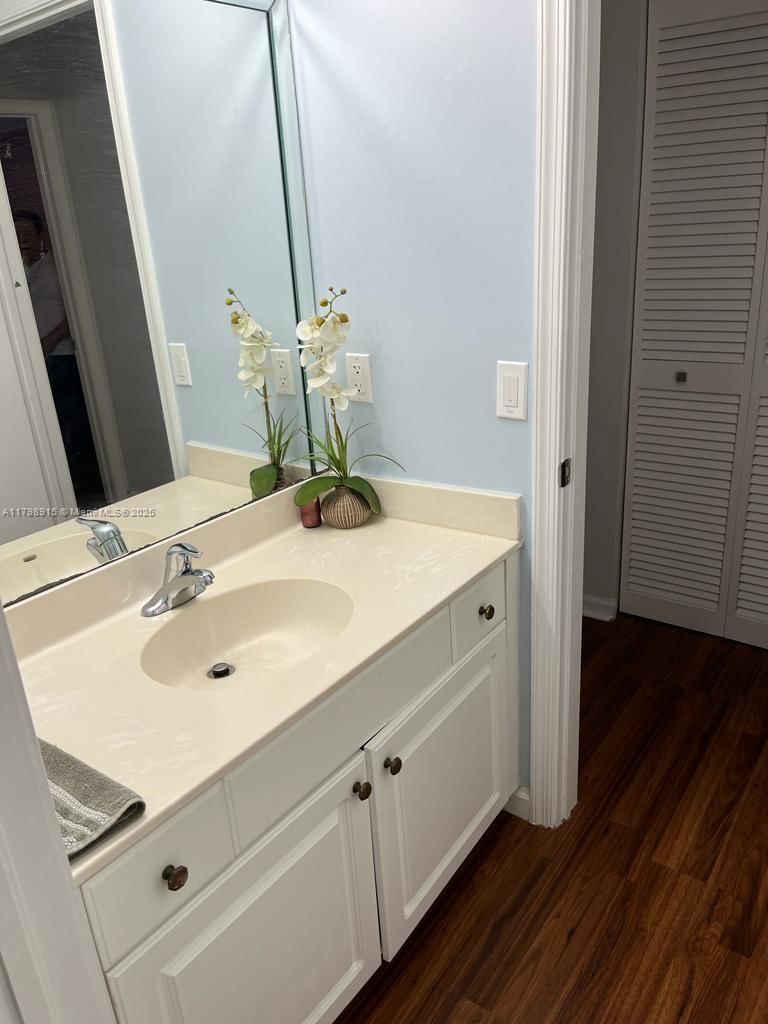 Real estate property located at 9953 154th Ct, Miami-dade, Weitzer Hammocks Homes Se, Miami, FL