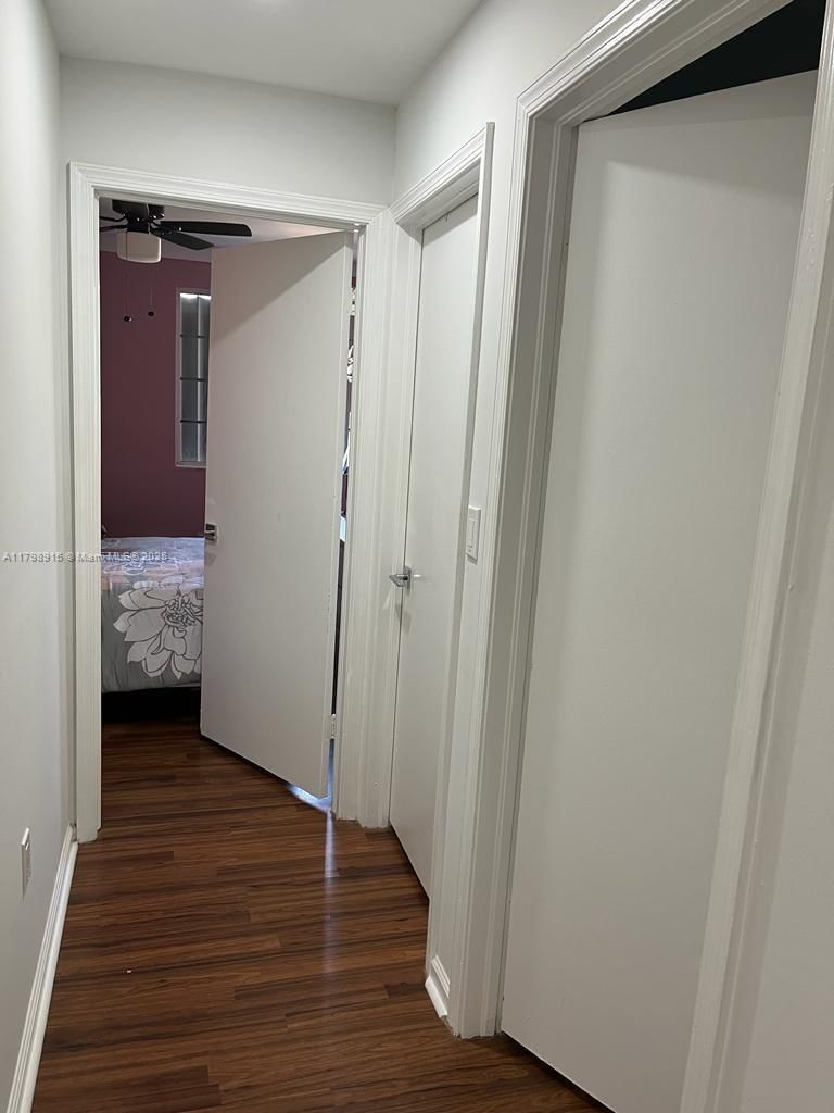 Real estate property located at 9953 154th Ct, Miami-dade, Weitzer Hammocks Homes Se, Miami, FL