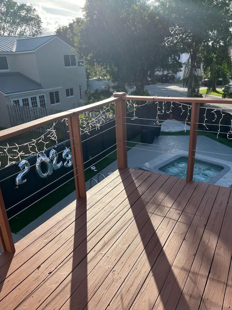 Real estate property located at 9953 154th Ct, Miami-dade, Weitzer Hammocks Homes Se, Miami, FL