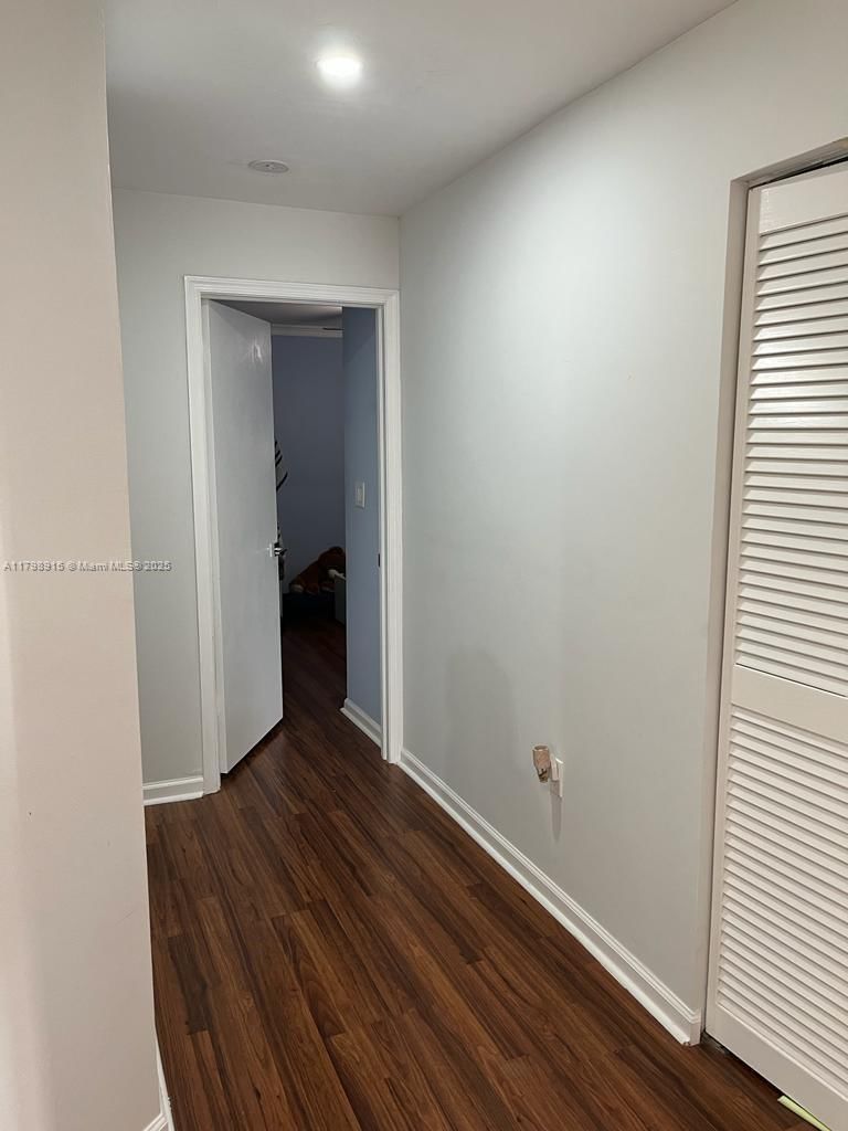 Real estate property located at 9953 154th Ct, Miami-dade, Weitzer Hammocks Homes Se, Miami, FL