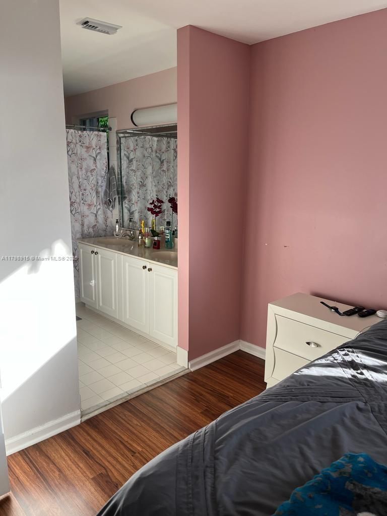 Real estate property located at 9953 154th Ct, Miami-dade, Weitzer Hammocks Homes Se, Miami, FL