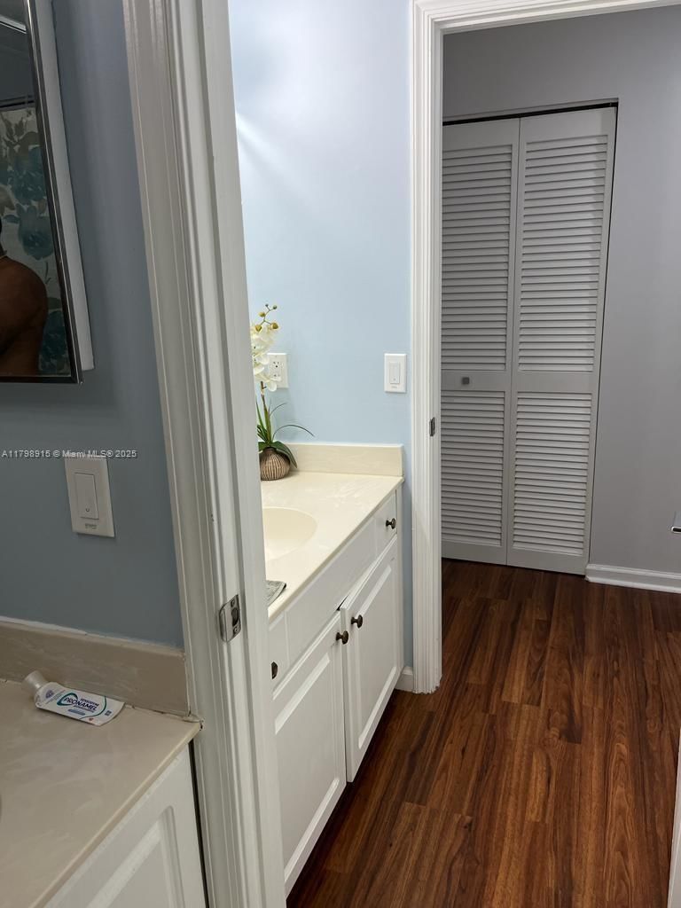 Real estate property located at 9953 154th Ct, Miami-dade, Weitzer Hammocks Homes Se, Miami, FL