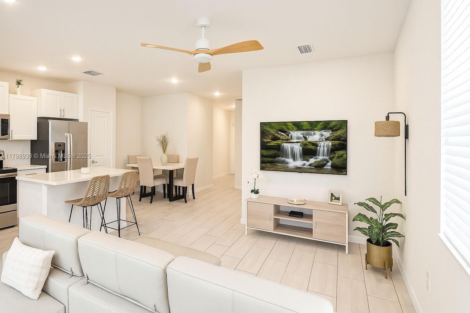 Real estate property located at 1033 23rd Ter, Miami-dade, Towns At Seascape, Homestead, FL