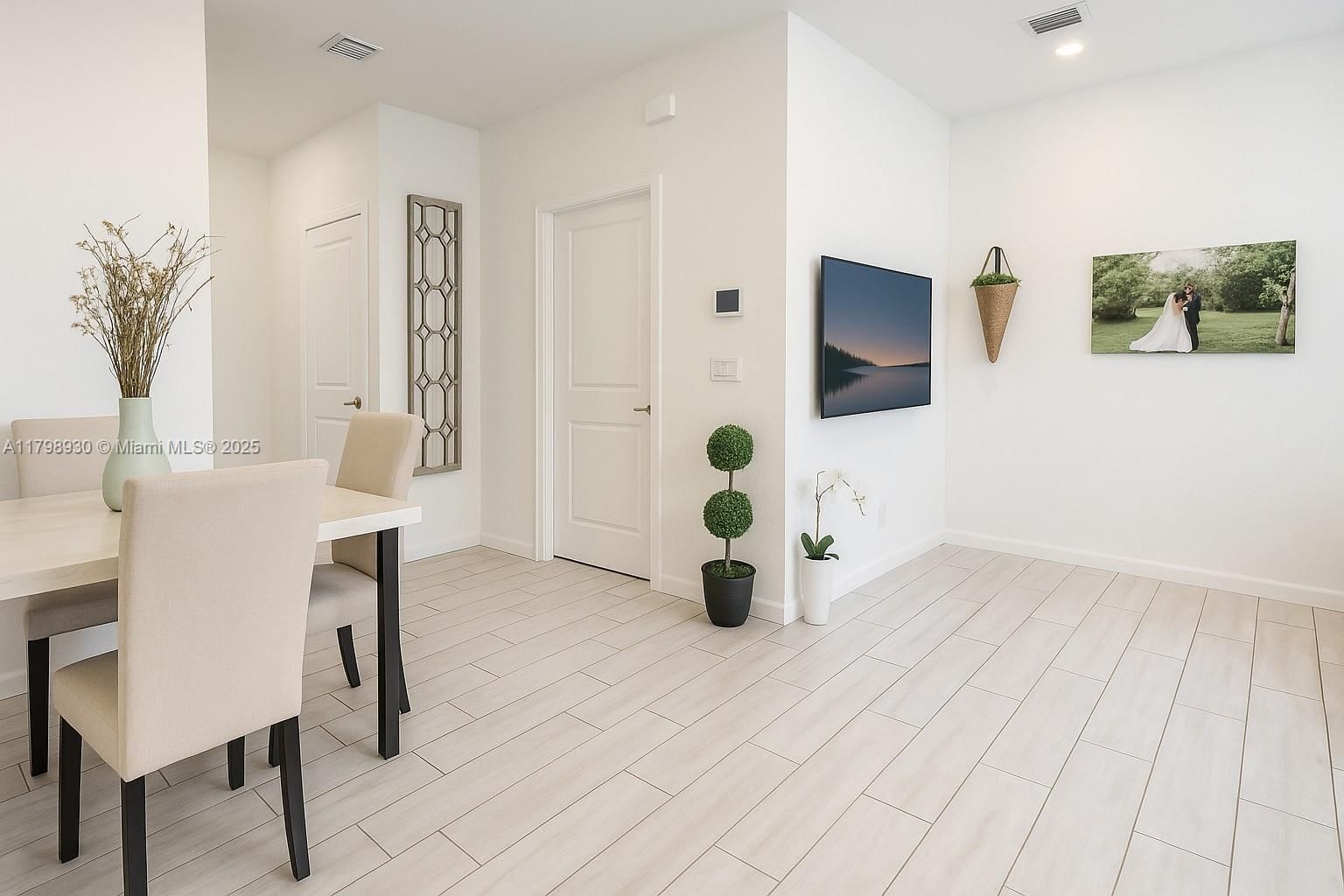 Real estate property located at 1033 23rd Ter, Miami-dade, Towns At Seascape, Homestead, FL