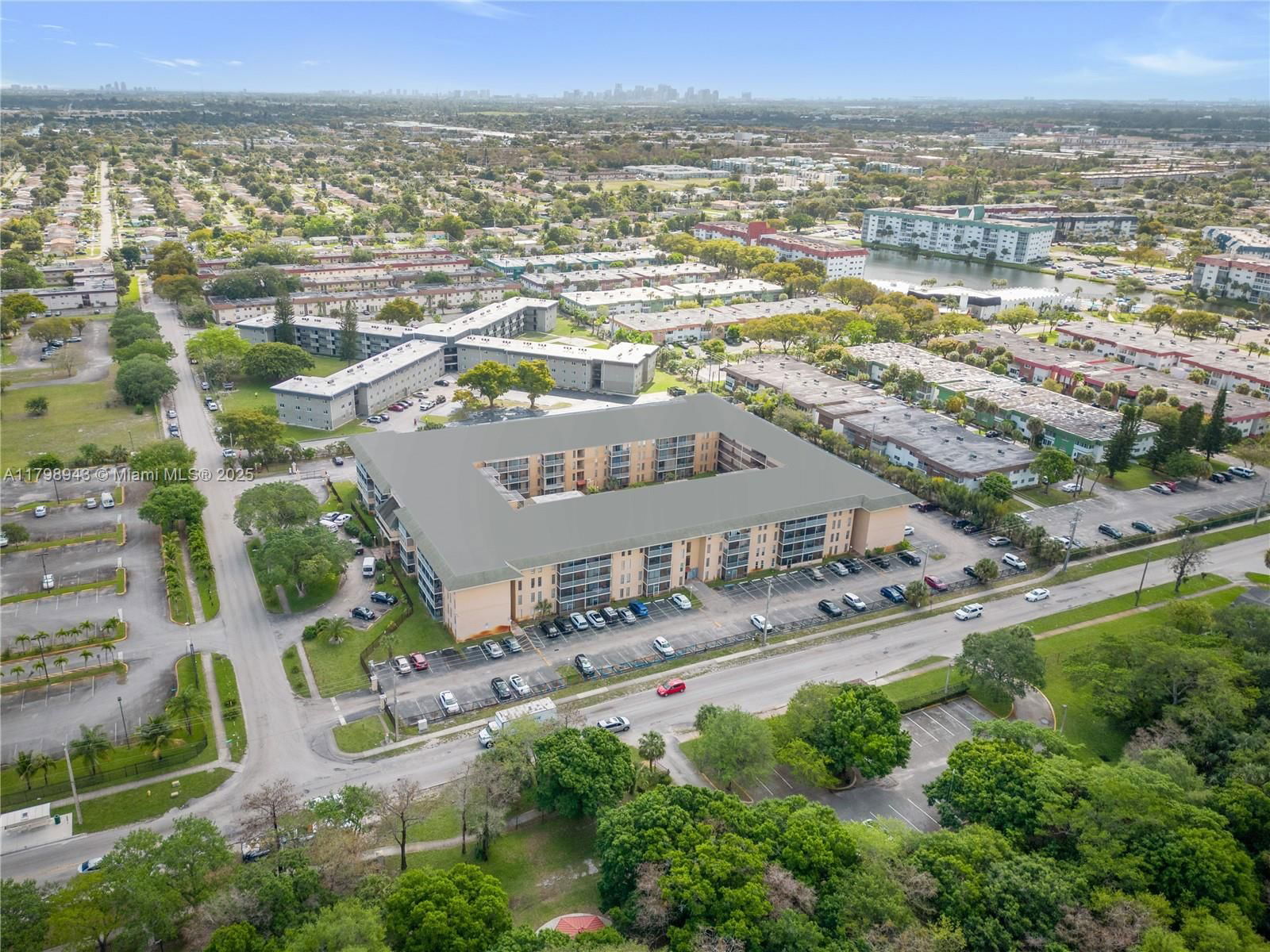 Real estate property located at 4848 24th Ct #215, Broward, Town Square Condo, Lauderdale Lakes, FL