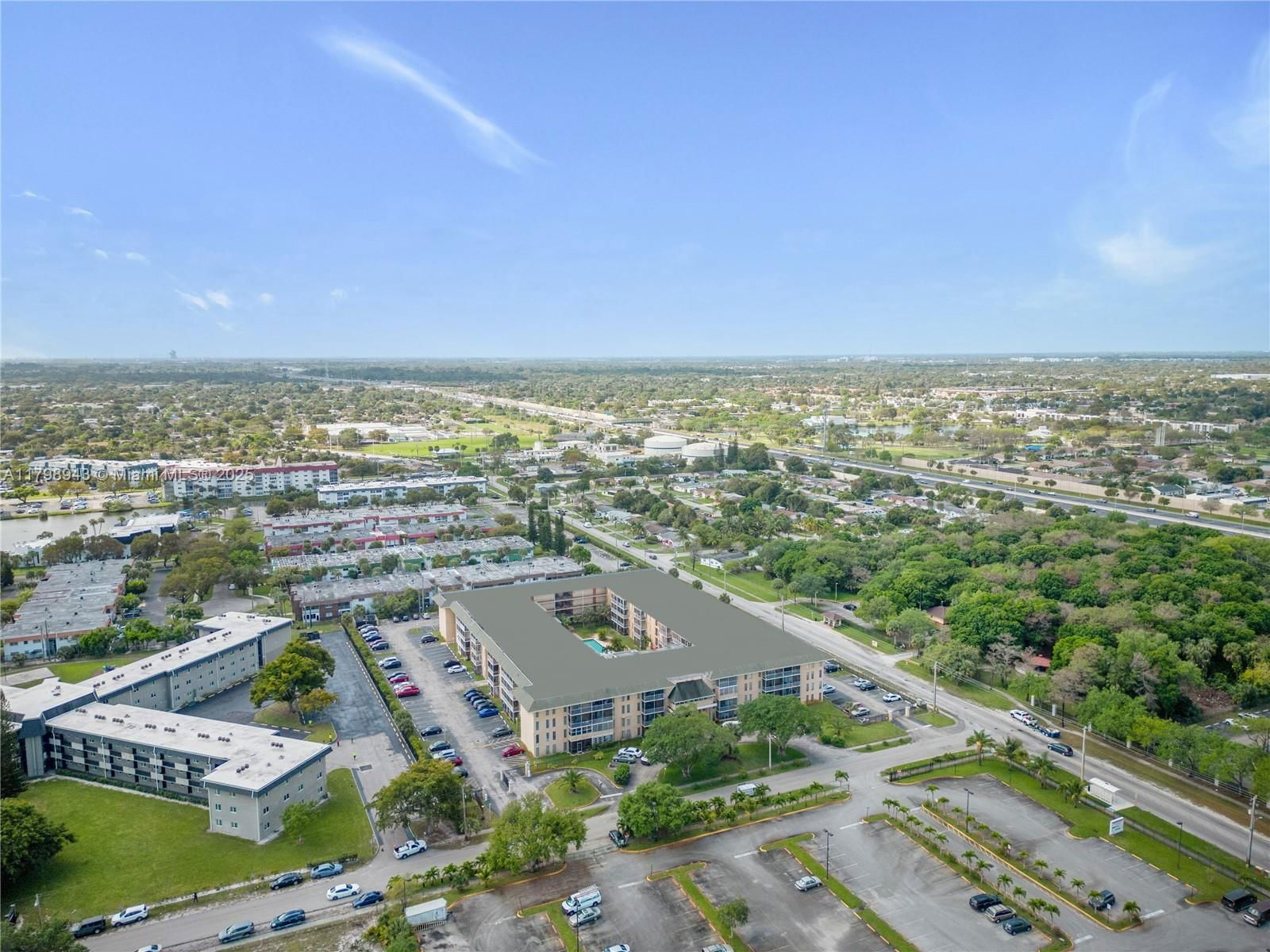Real estate property located at 4848 24th Ct #215, Broward, Town Square Condo, Lauderdale Lakes, FL