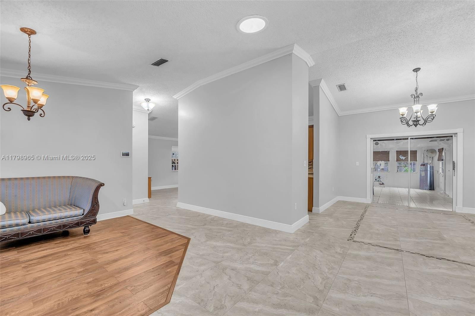 Real estate property located at 15216 146 Ave, Miami-dade, South Landing Estates, Miami, FL