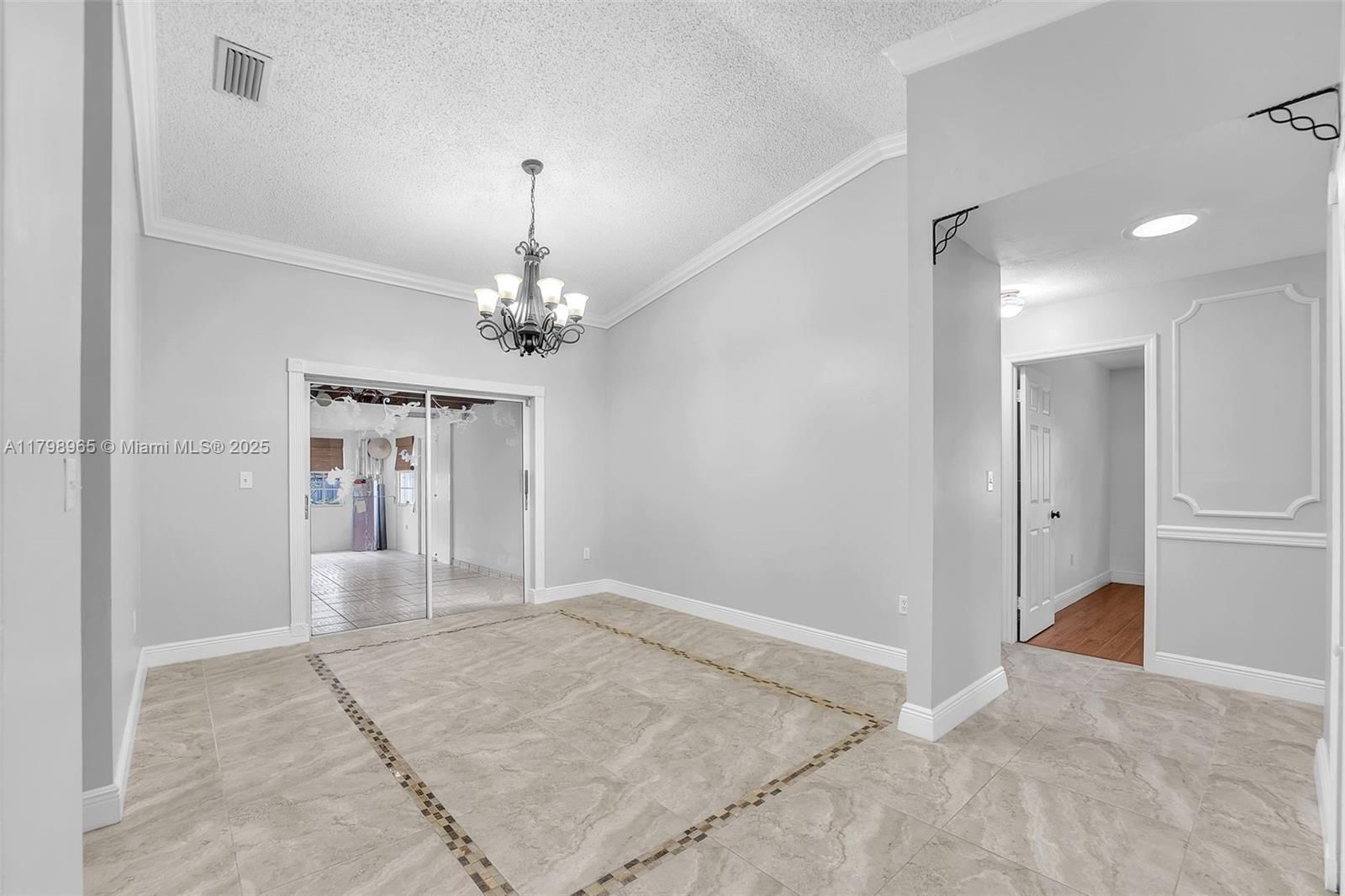 Real estate property located at 15216 146 Ave, Miami-dade, South Landing Estates, Miami, FL