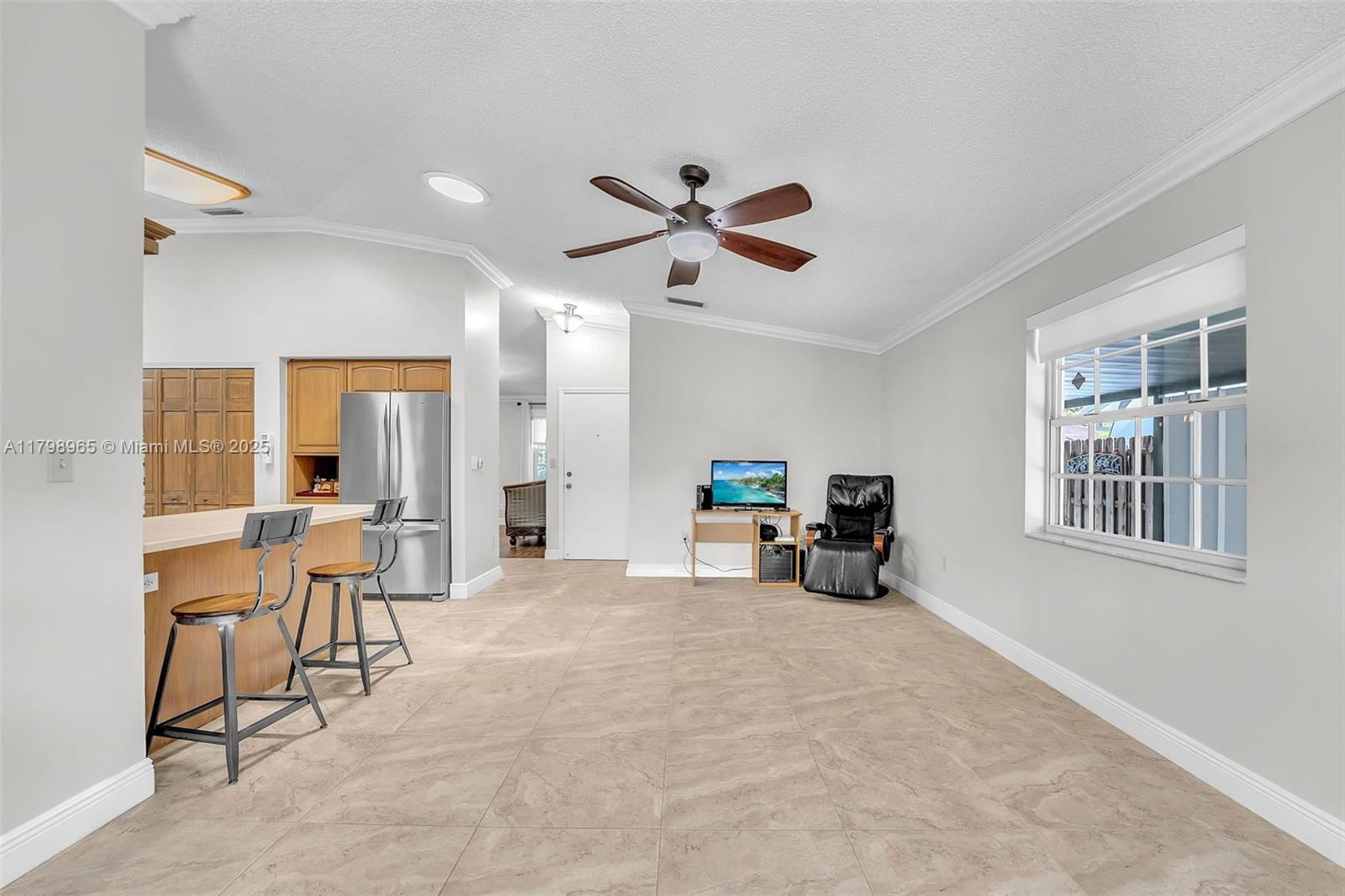 Real estate property located at 15216 146 Ave, Miami-dade, South Landing Estates, Miami, FL