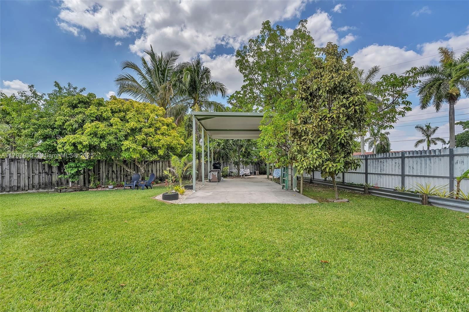 Real estate property located at 15216 146 Ave, Miami-dade, South Landing Estates, Miami, FL