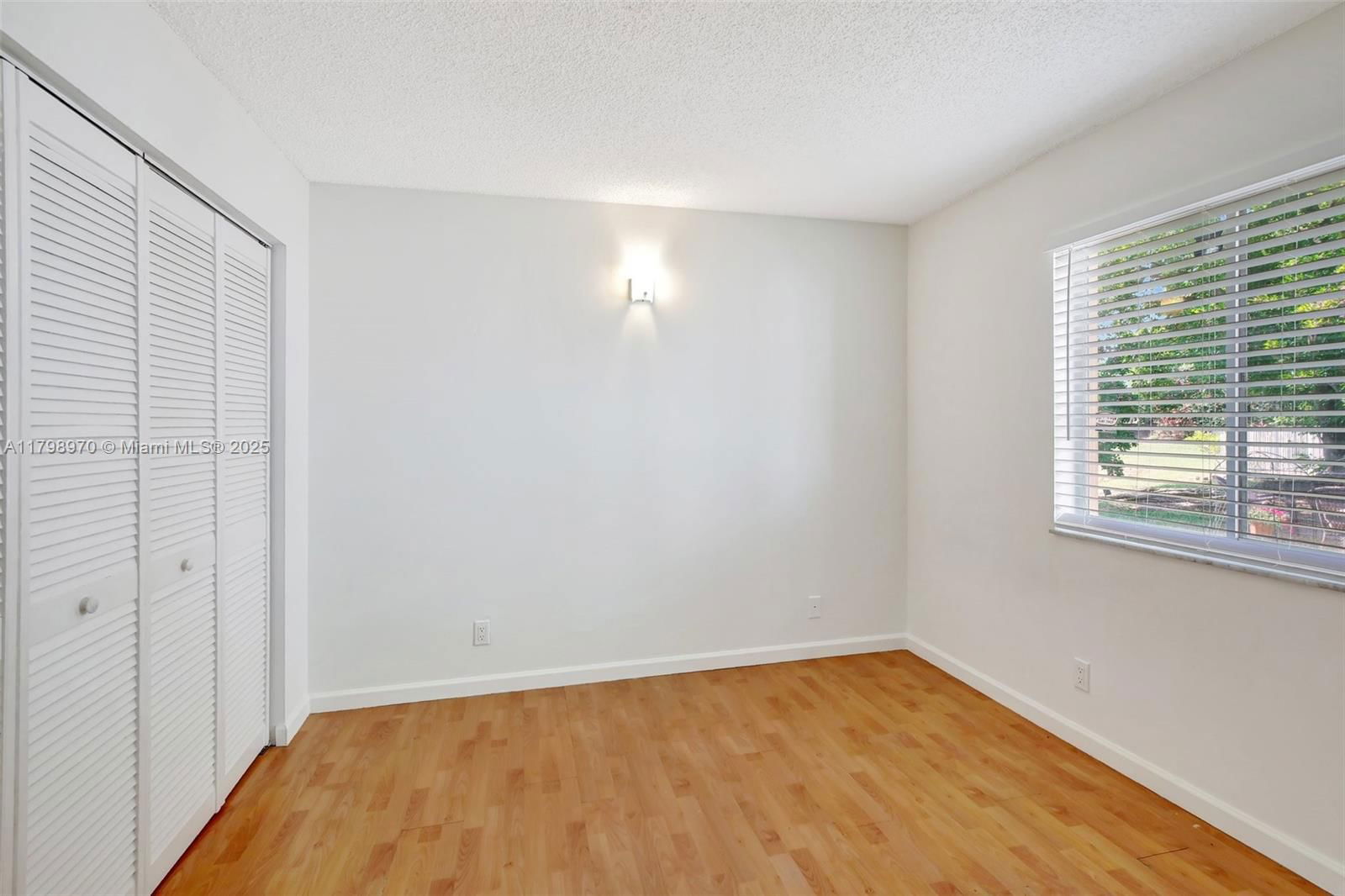 Real estate property located at 1565 Presidio Dr, Broward, Sectors 3 & 4 Boundary Pl, Weston, FL