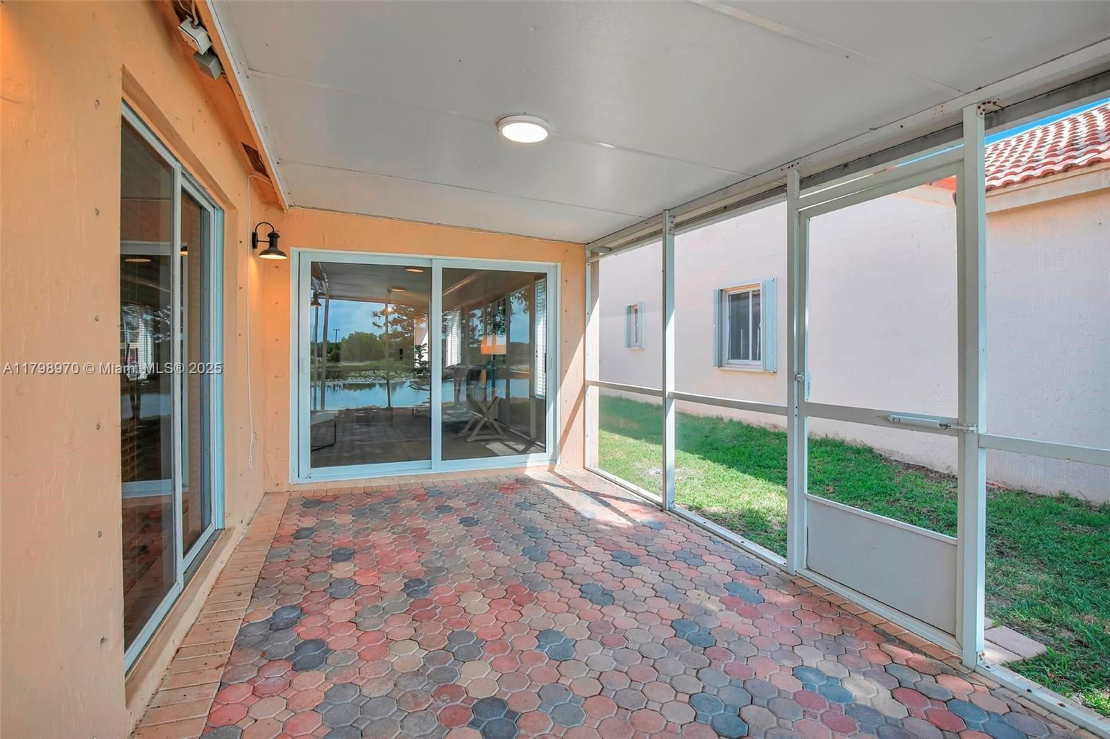 Real estate property located at 1565 Presidio Dr, Broward, Sectors 3 & 4 Boundary Pl, Weston, FL