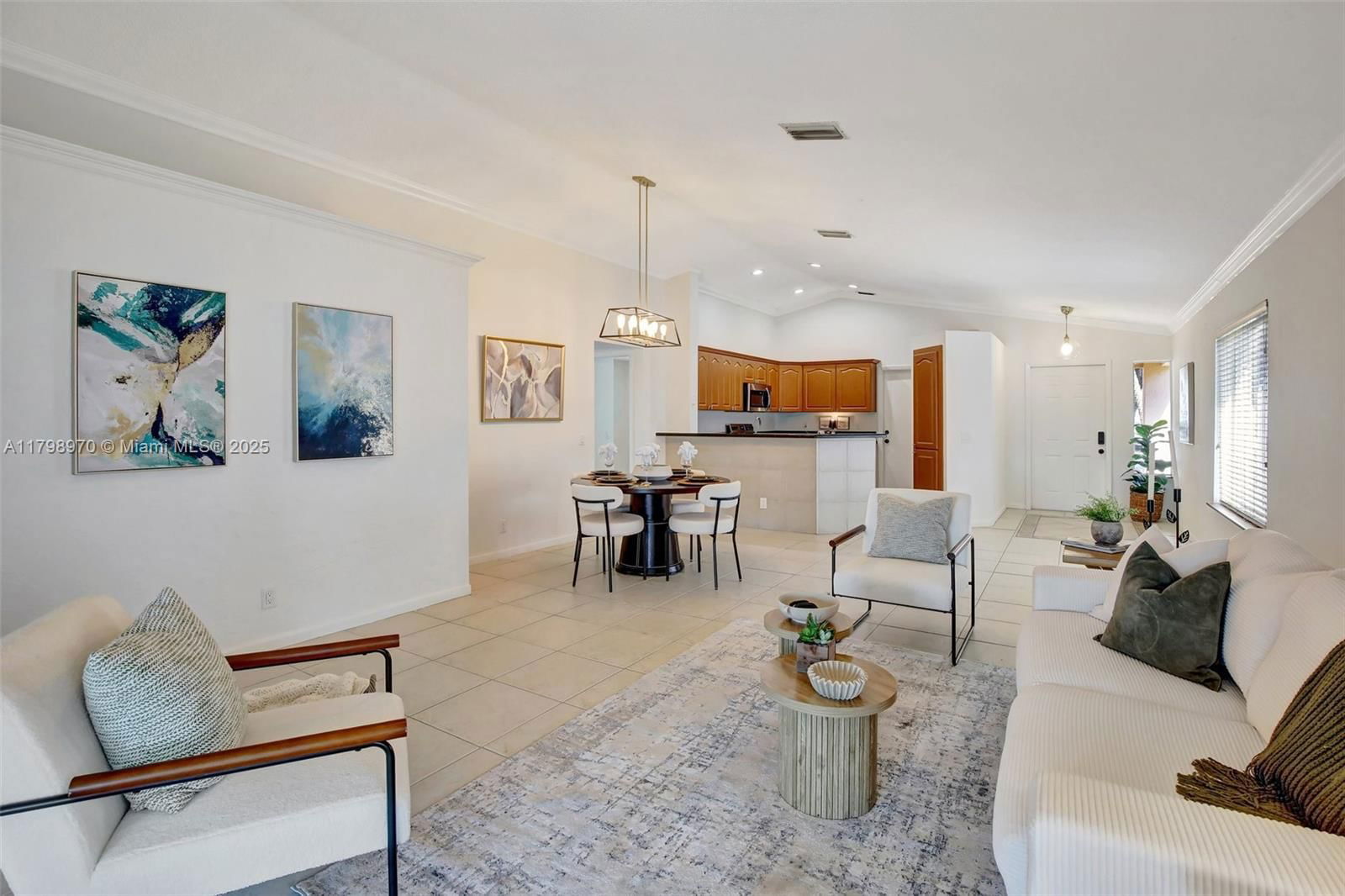 Real estate property located at 1565 Presidio Dr, Broward, Sectors 3 & 4 Boundary Pl, Weston, FL