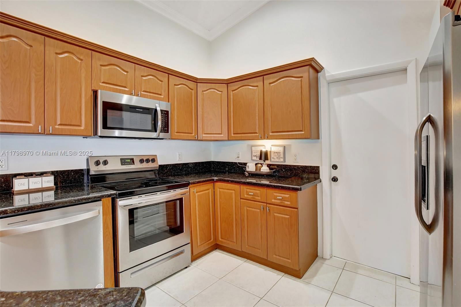 Real estate property located at 1565 Presidio Dr, Broward, Sectors 3 & 4 Boundary Pl, Weston, FL