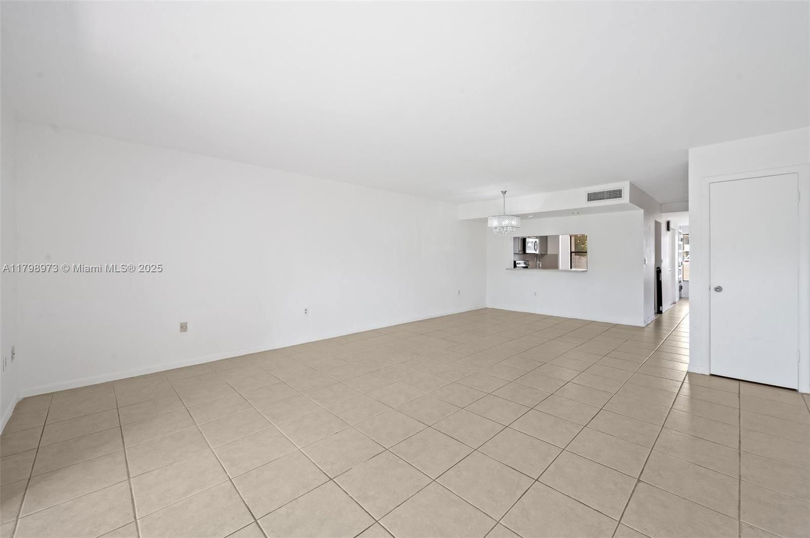 Real estate property located at 10180 41st St #99-9, Miami-dade, Villas Of Amberwood Condo, Doral, FL
