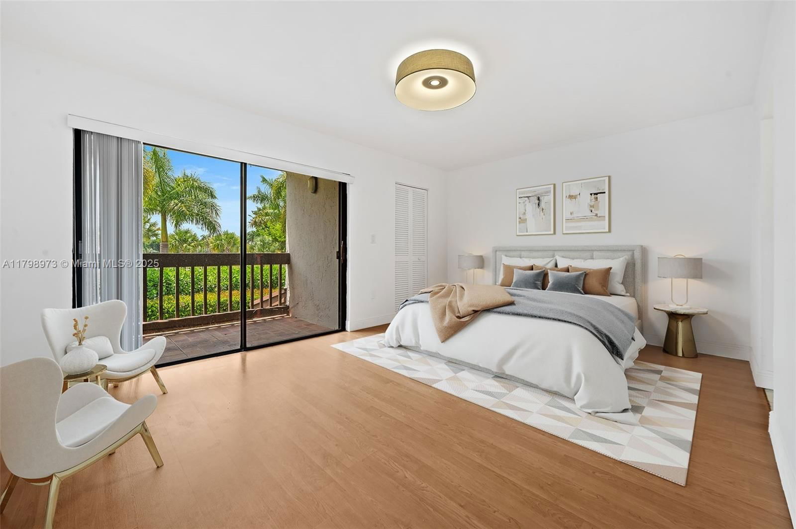 Real estate property located at 10180 41st St #99-9, Miami-dade, Villas Of Amberwood Condo, Doral, FL