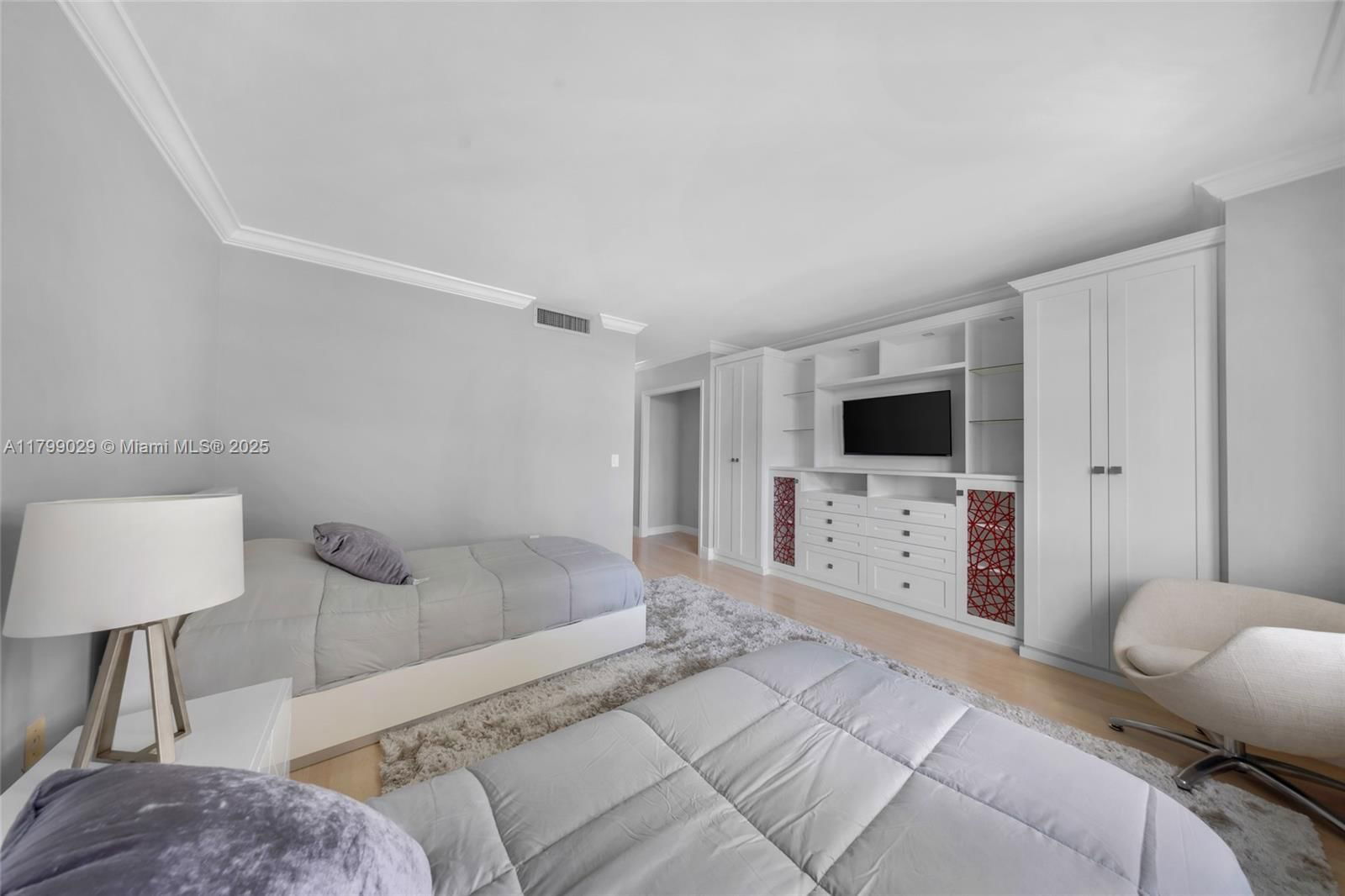 Real estate property located at 9801 Collins Ave #5S, Miami-dade, Balmoral Condo, Bal Harbour, FL