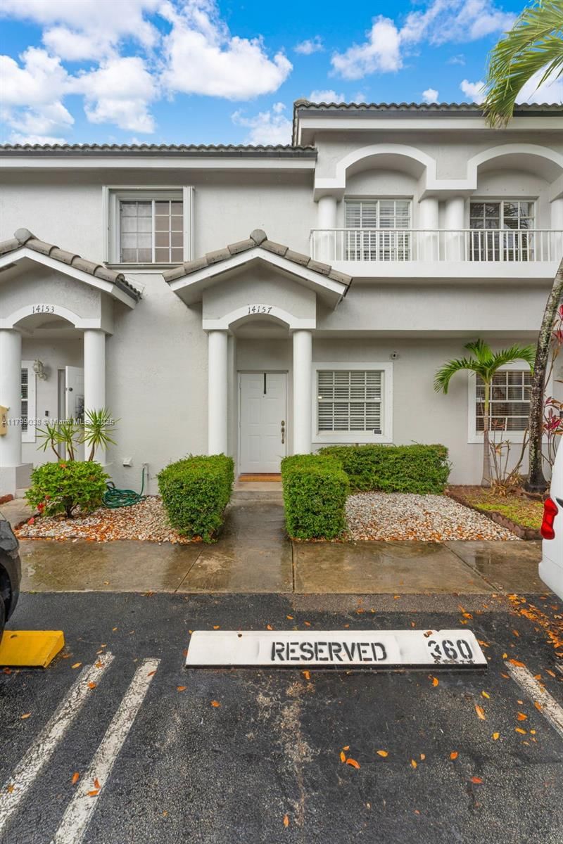 Real estate property located at 14157 120th Ct #4-13, Miami-dade, Bonita Villas Condo, Miami, FL