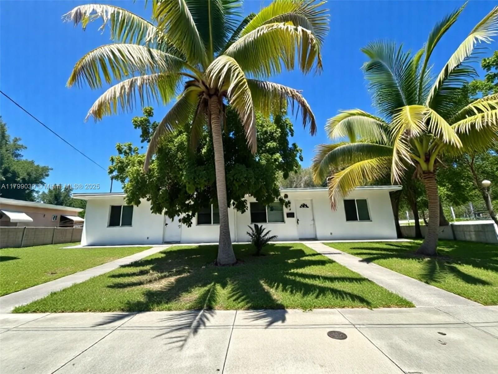 Real estate property located at 16204 18th Ct, Miami-dade, Fulford Heights, North Miami Beach, FL