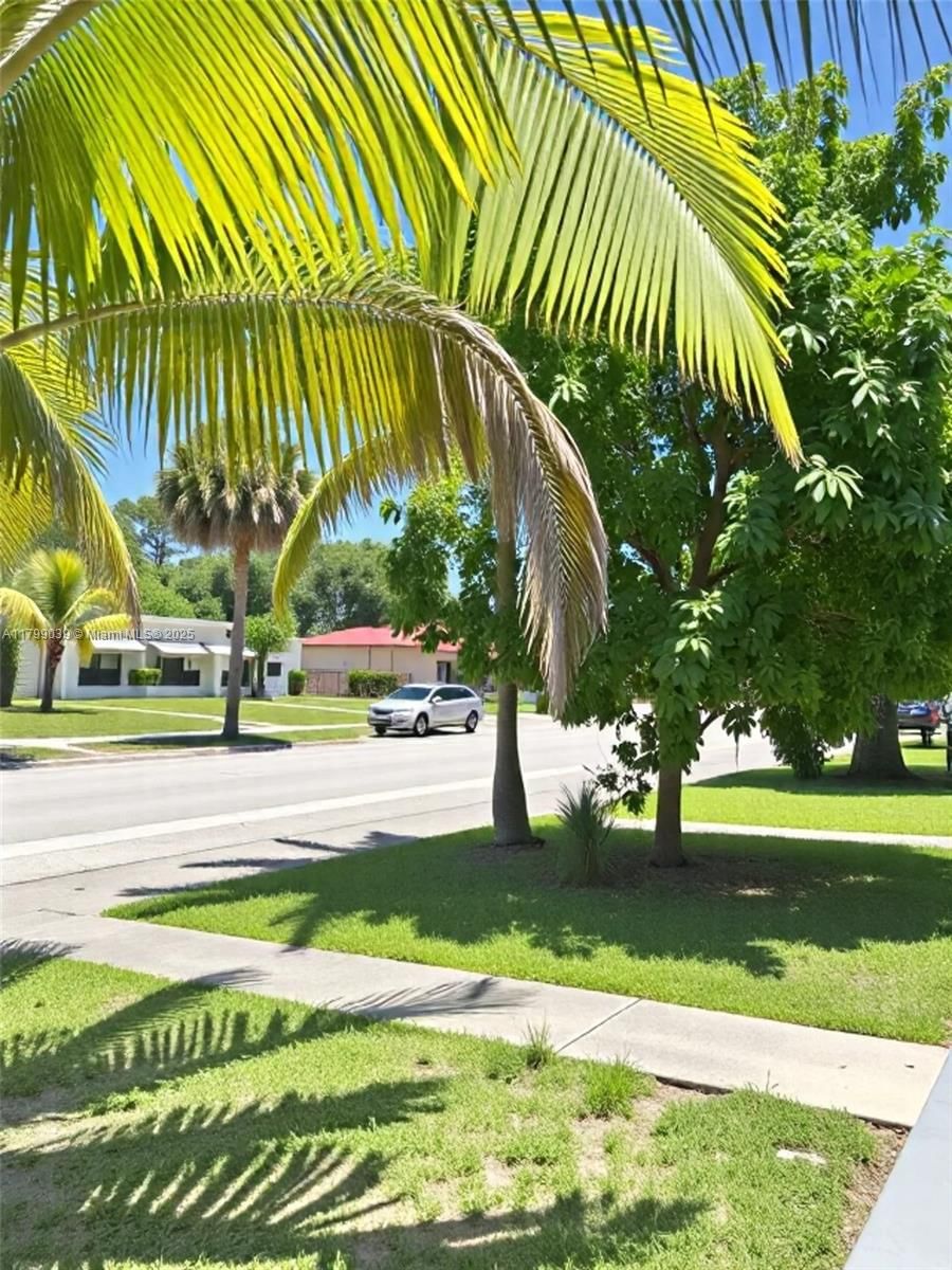 Real estate property located at 16204 18th Ct, Miami-dade, Fulford Heights, North Miami Beach, FL