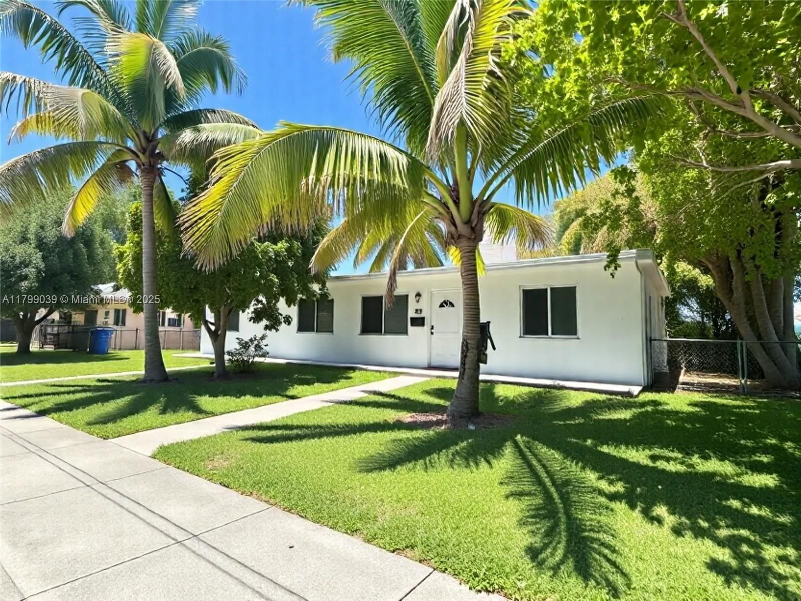 Real estate property located at 16204 18th Ct, Miami-dade, Fulford Heights, North Miami Beach, FL