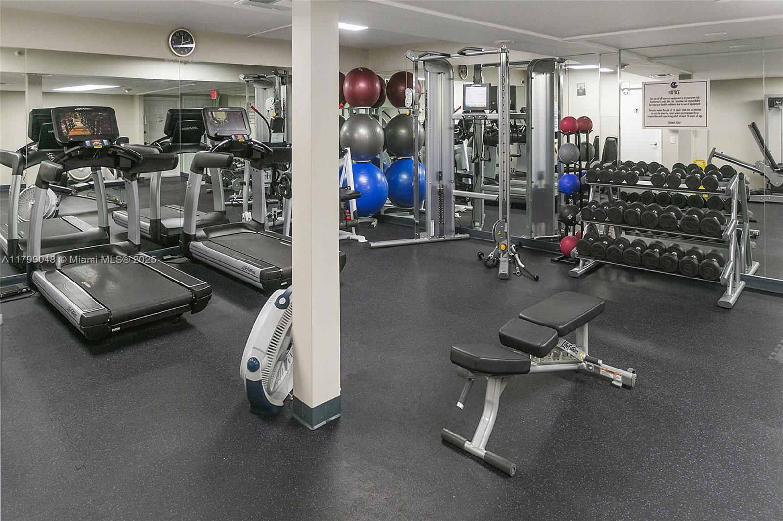 Real estate property located at 1300 Highway A1a #404, Palm Beach, Oceancrest Condo Apts, Jupiter, FL