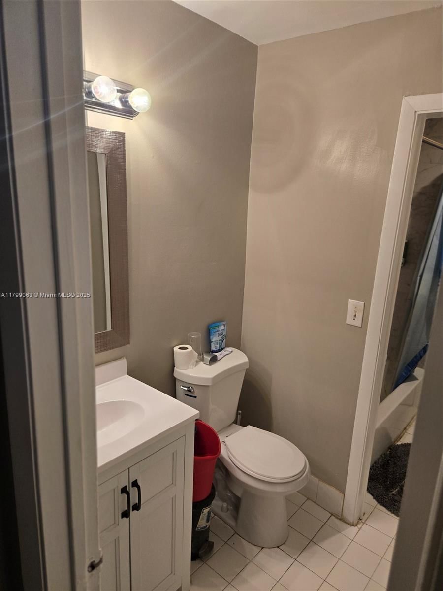 Real estate property located at 7904 8th St, Broward, Lauderdale North Park Sec, North Lauderdale, FL