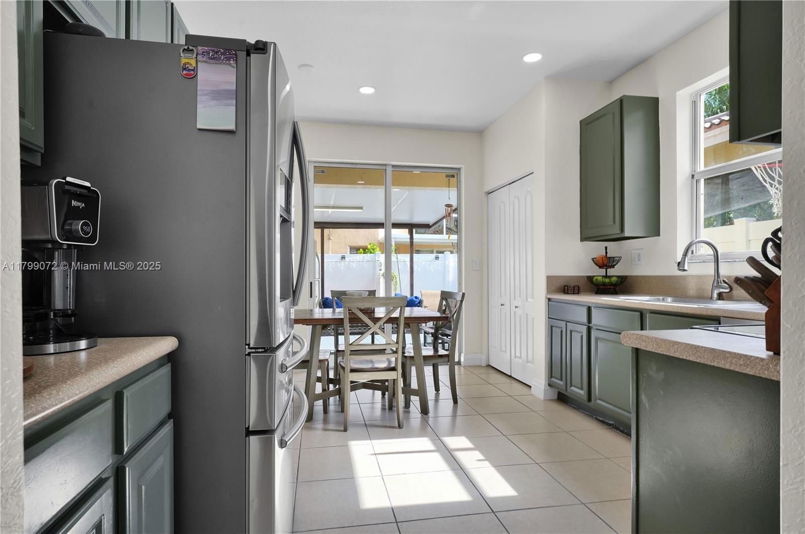 Real estate property located at 3743 10th Ct, Miami-dade, Portofino Pointe, Homestead, FL