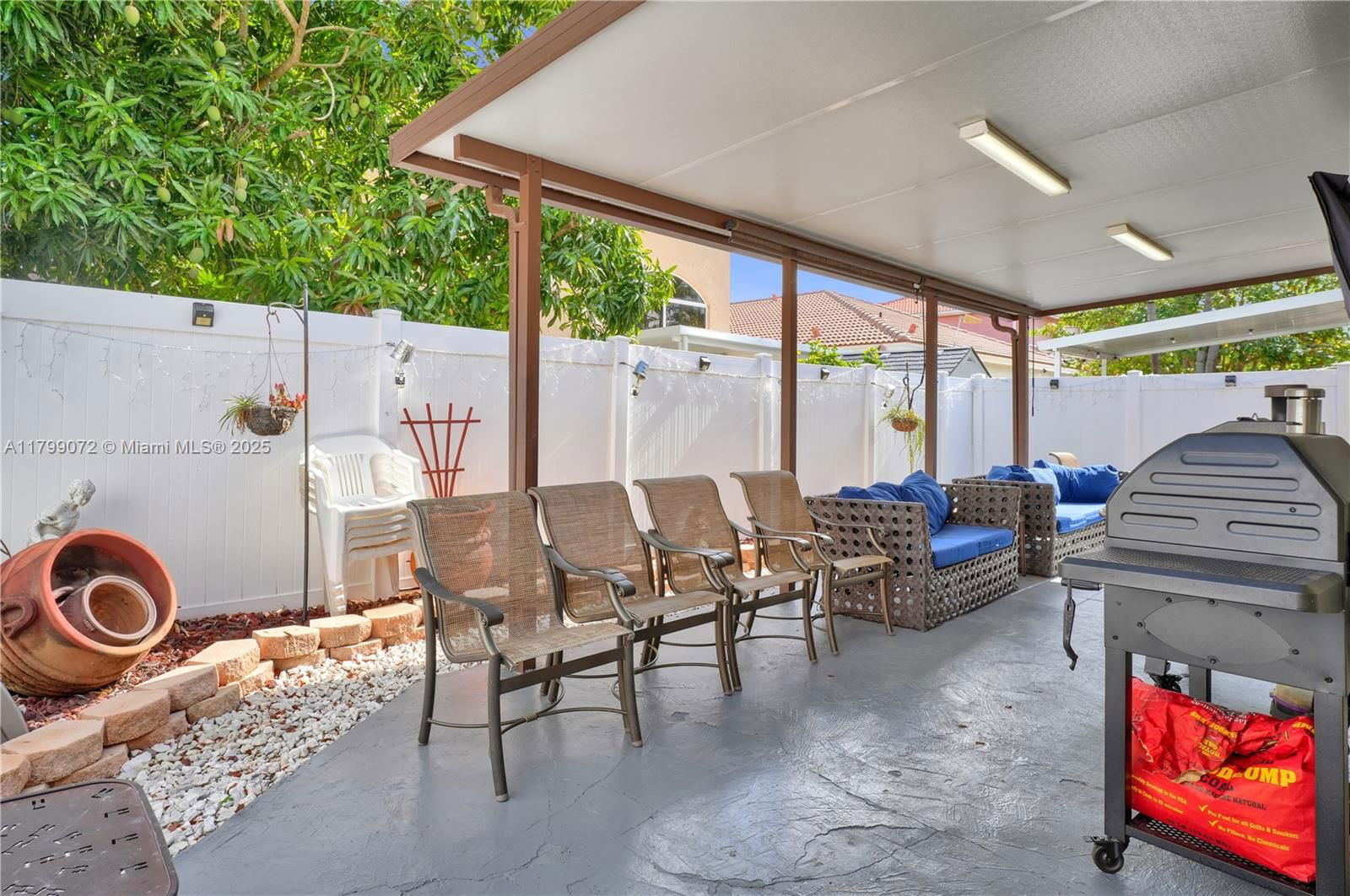 Real estate property located at 3743 10th Ct, Miami-dade, Portofino Pointe, Homestead, FL