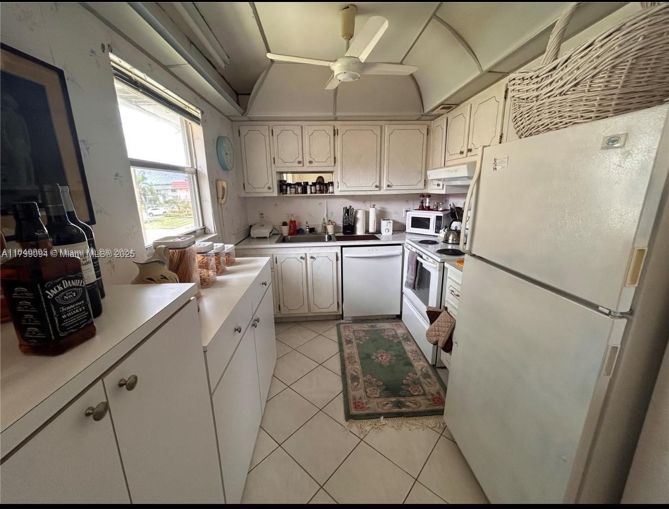 Real estate property located at 92 Saxony B B, Palm Beach, Kings Point Saxony Condos, Delray Beach, FL