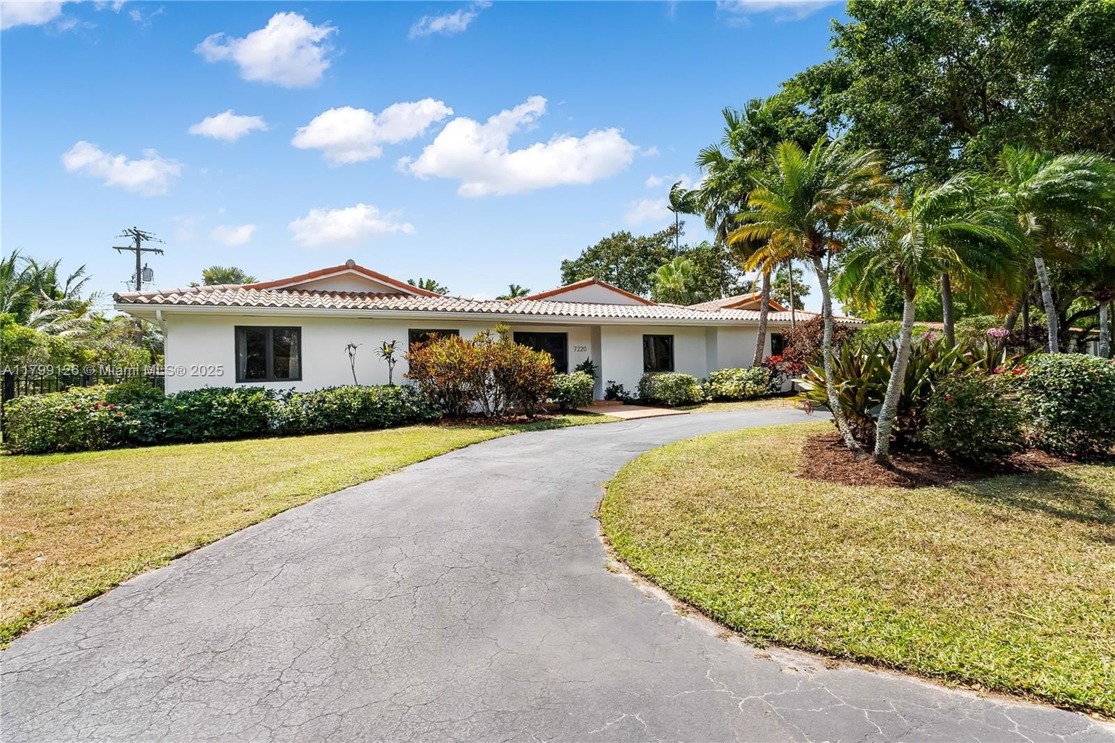 Real estate property located at 7220 107th Terr, Miami-dade, Shane Estates, Pinecrest, FL
