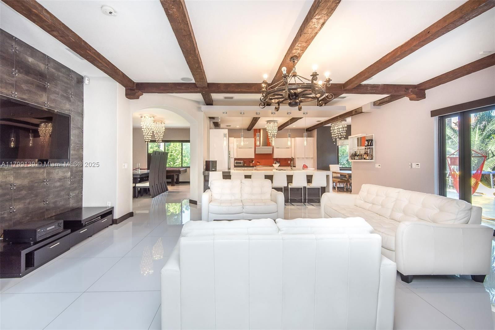 Real estate property located at 19305 79th Ct, Miami-dade, Cutler Cay, Cutler Bay, FL