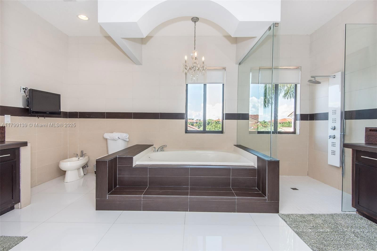 Real estate property located at 19305 79th Ct, Miami-dade, Cutler Cay, Cutler Bay, FL