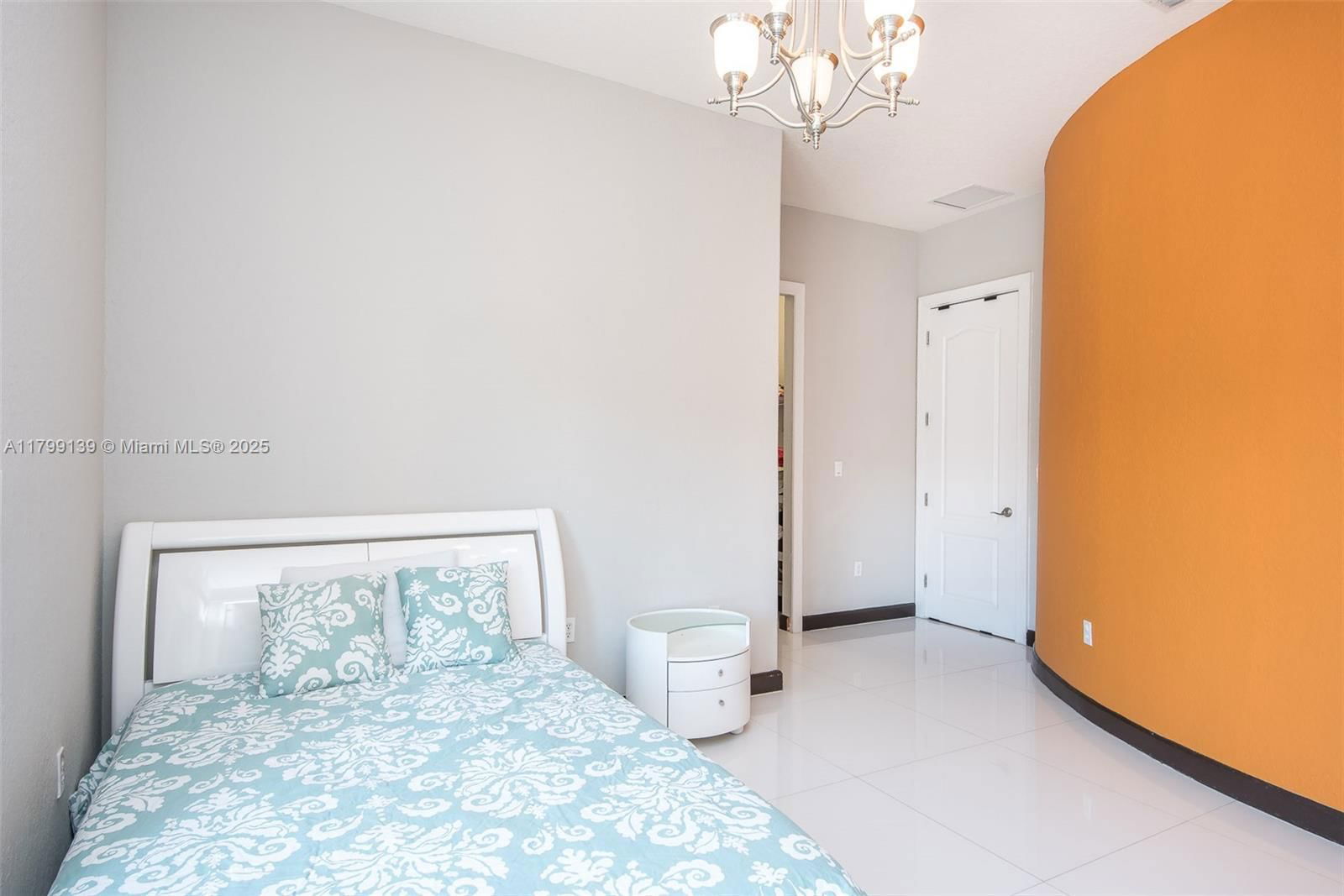 Real estate property located at 19305 79th Ct, Miami-dade, Cutler Cay, Cutler Bay, FL