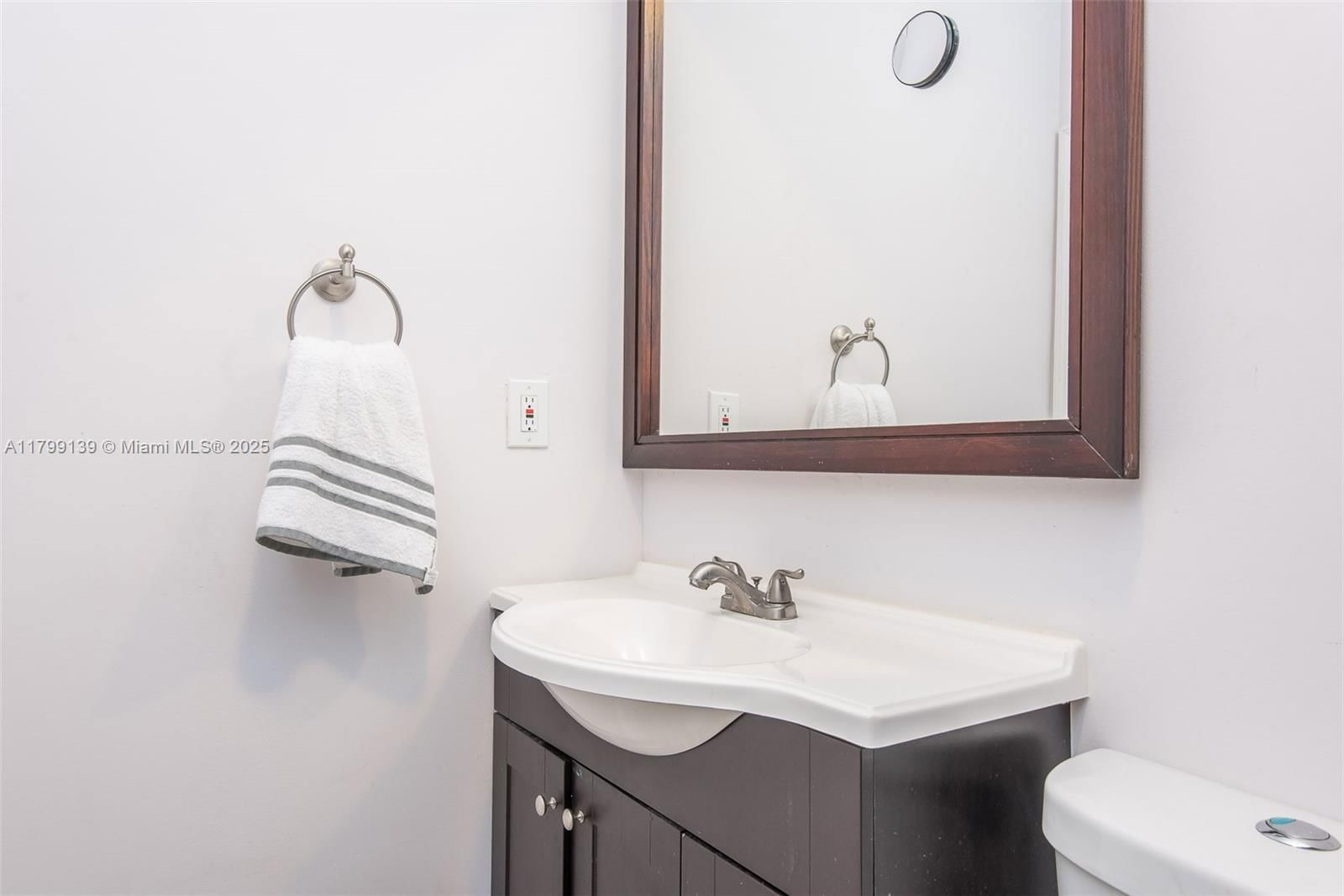 Real estate property located at 19305 79th Ct, Miami-dade, Cutler Cay, Cutler Bay, FL