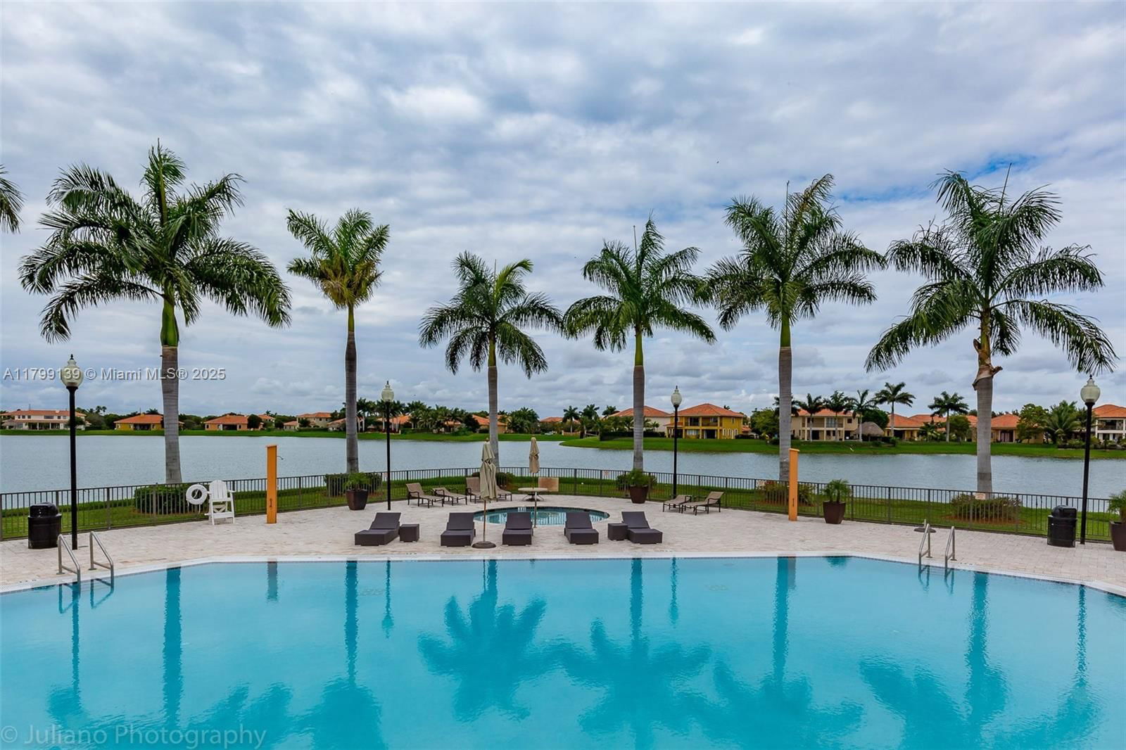 Real estate property located at 19305 79th Ct, Miami-dade, Cutler Cay, Cutler Bay, FL