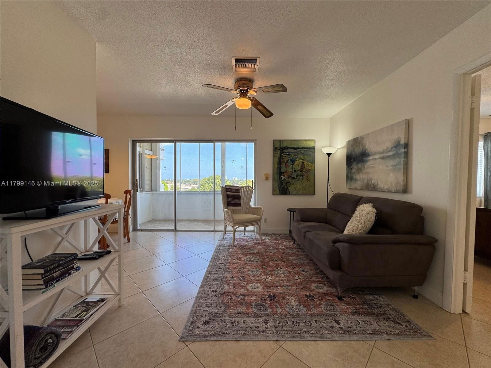 Real estate property located at 1700 Pierce St #702, Broward, St Francis Apts Co-op, Hollywood, FL