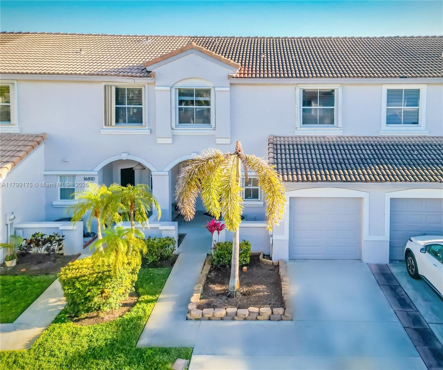 Real estate property located at 16818 1 Manor, Broward, Pembroke Shores, Pembroke Pines, FL