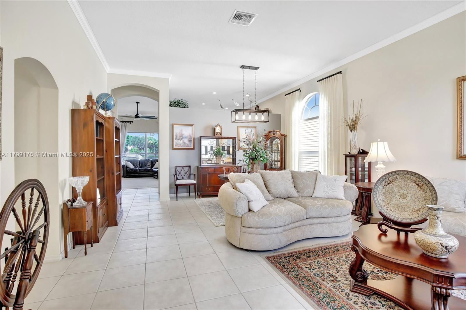 Real estate property located at 14284 18th Mnr, Broward, Pembroke Falls Phase 7, Pembroke Pines, FL
