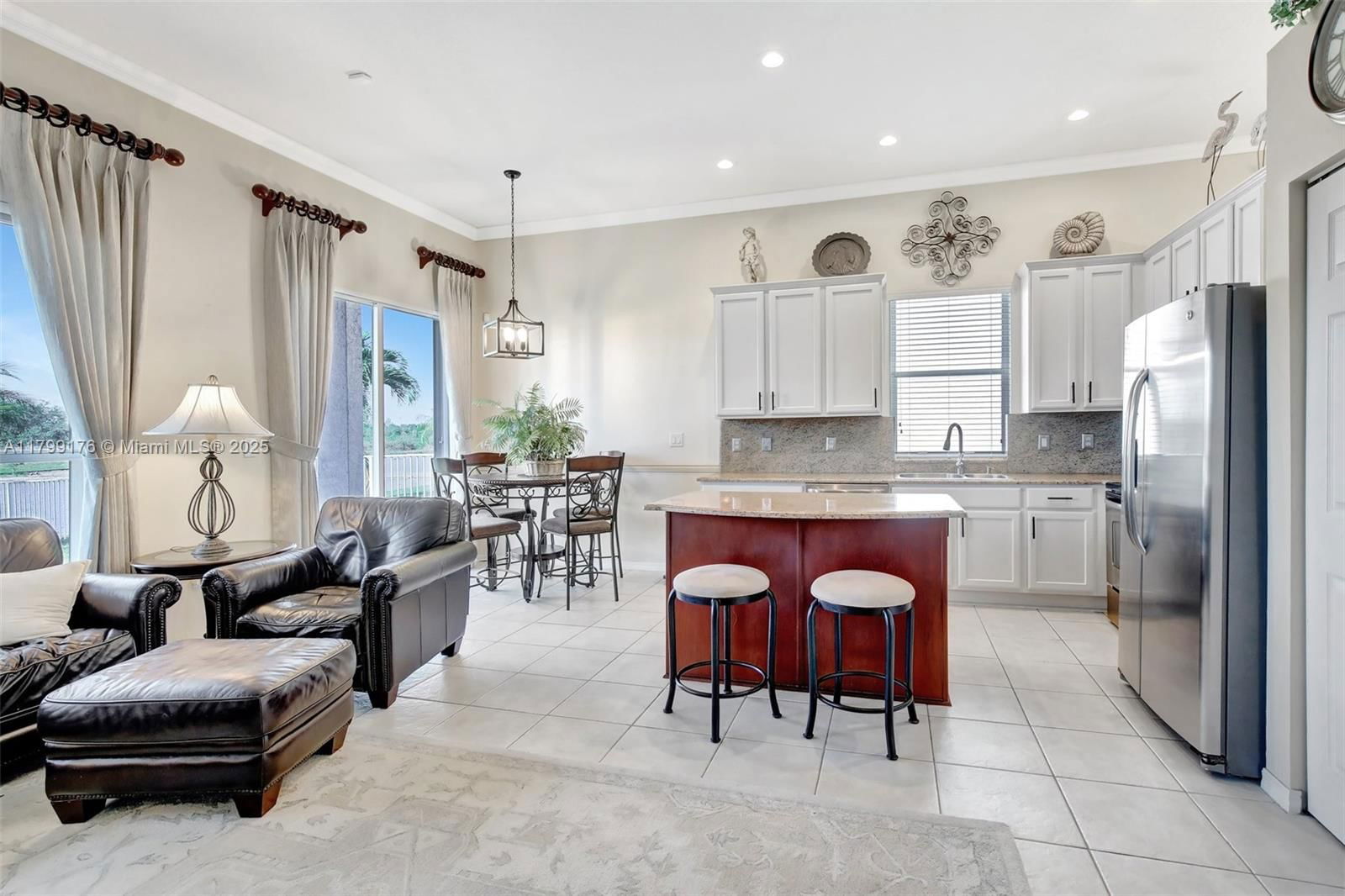 Real estate property located at 14284 18th Mnr, Broward, Pembroke Falls Phase 7, Pembroke Pines, FL