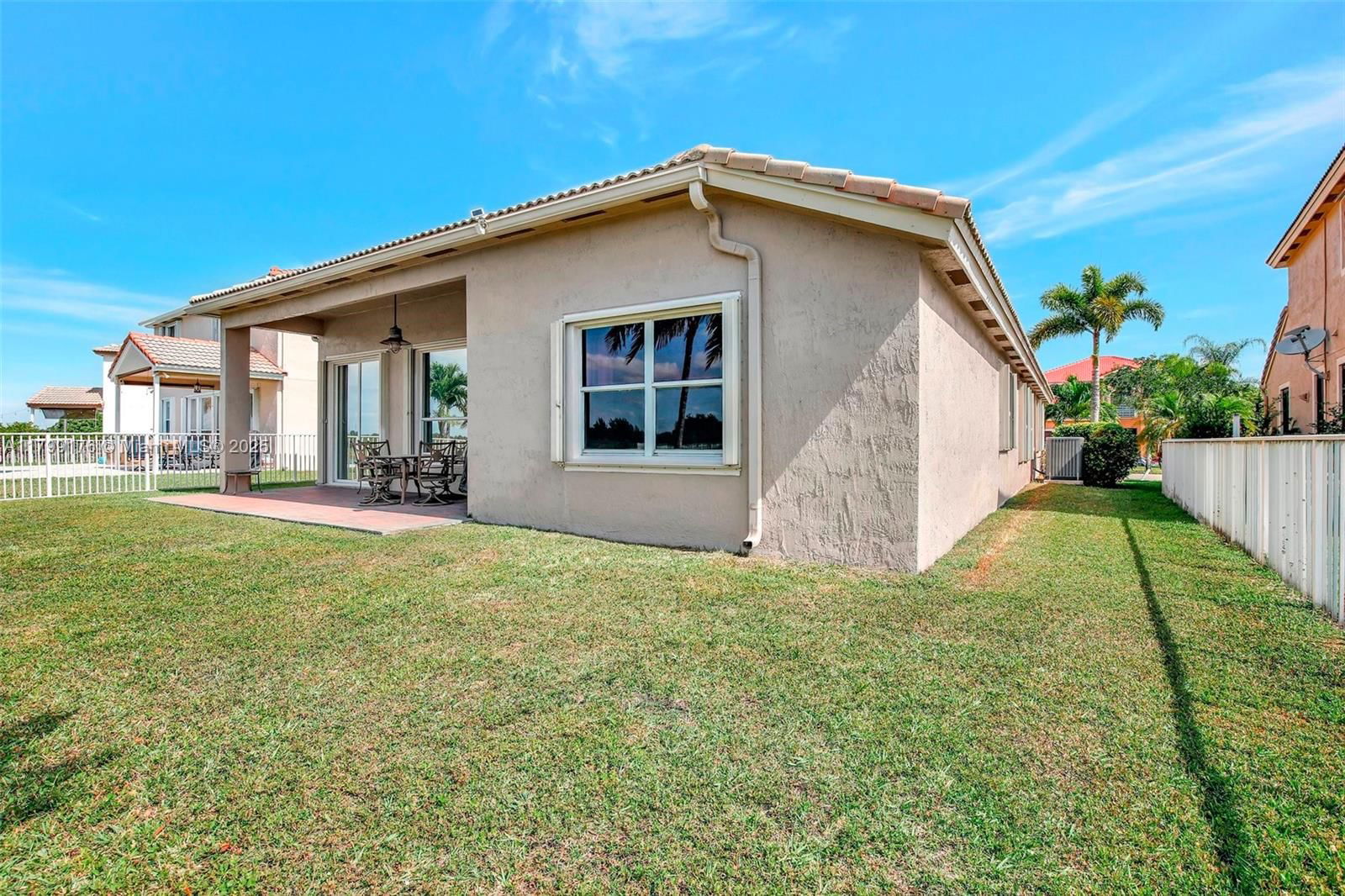 Real estate property located at 14284 18th Mnr, Broward, Pembroke Falls Phase 7, Pembroke Pines, FL