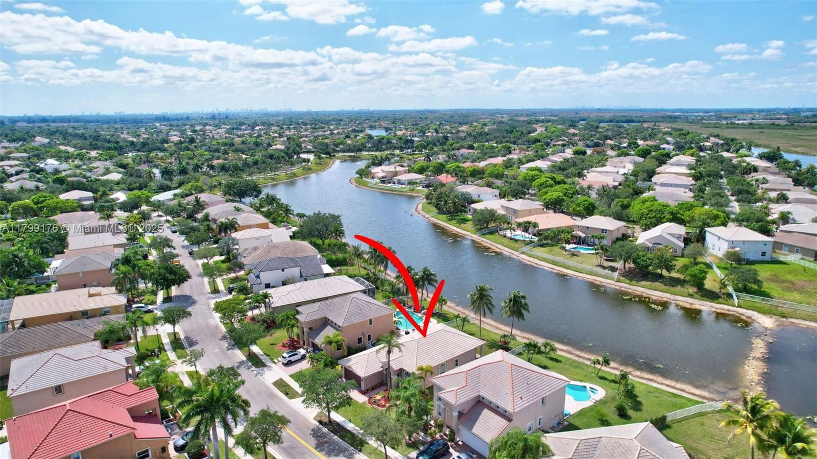 Real estate property located at 14284 18th Mnr, Broward, Pembroke Falls Phase 7, Pembroke Pines, FL