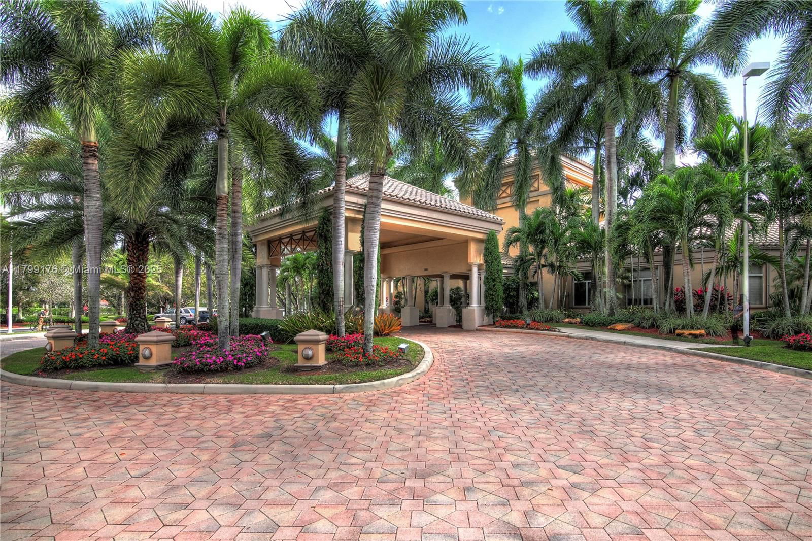 Real estate property located at 14284 18th Mnr, Broward, Pembroke Falls Phase 7, Pembroke Pines, FL