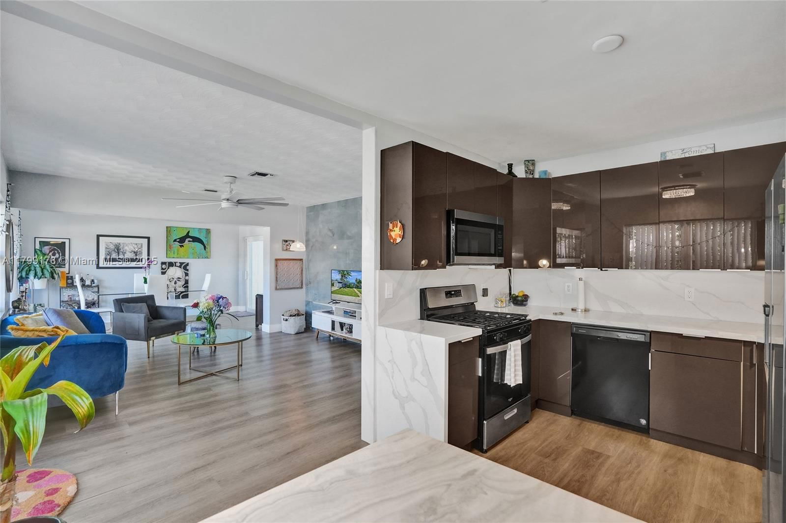 Real estate property located at 1155 Hayes St, Broward, Look Homesites No 4, Hollywood, FL