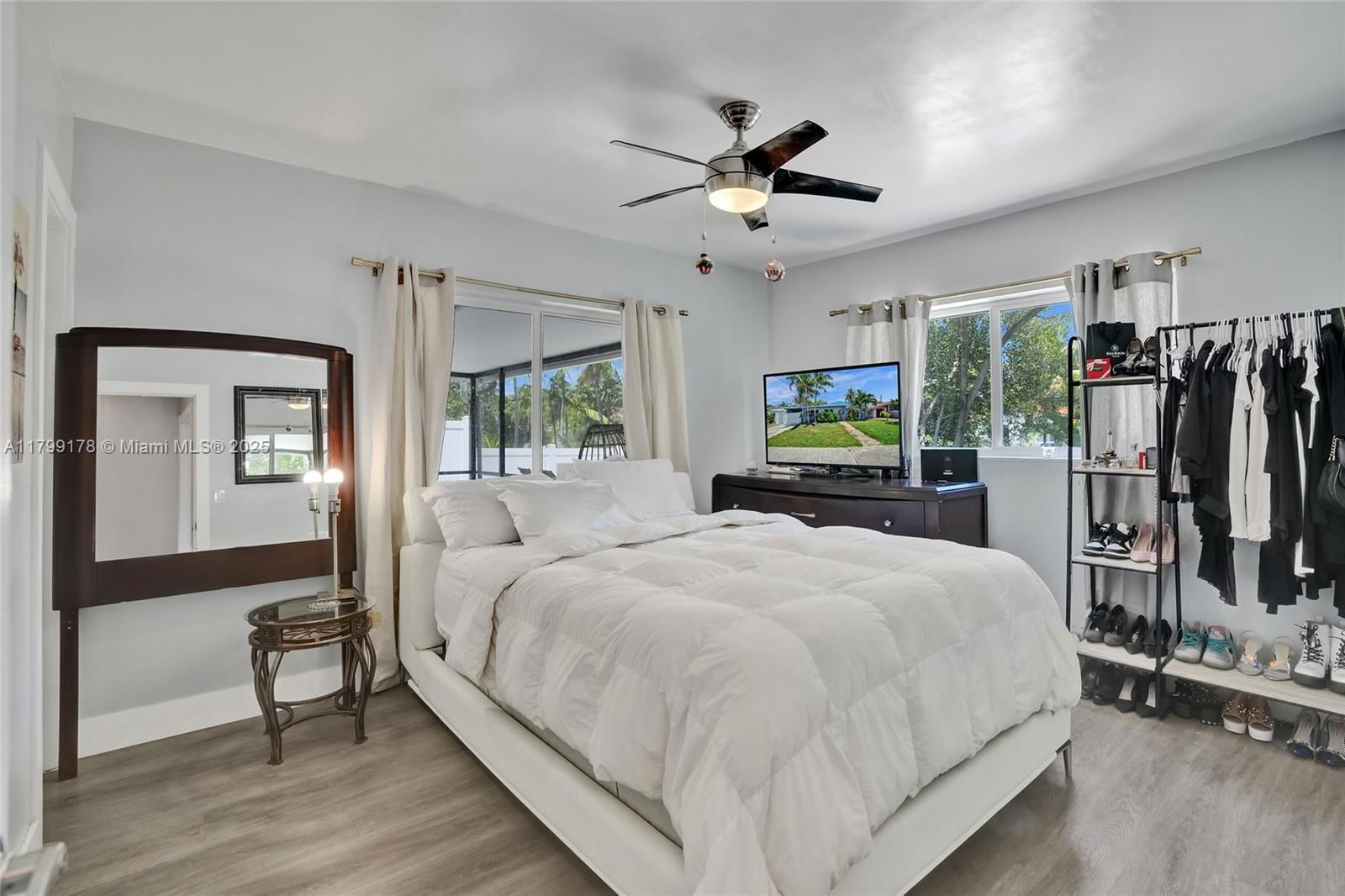 Real estate property located at 1155 Hayes St, Broward, Look Homesites No 4, Hollywood, FL