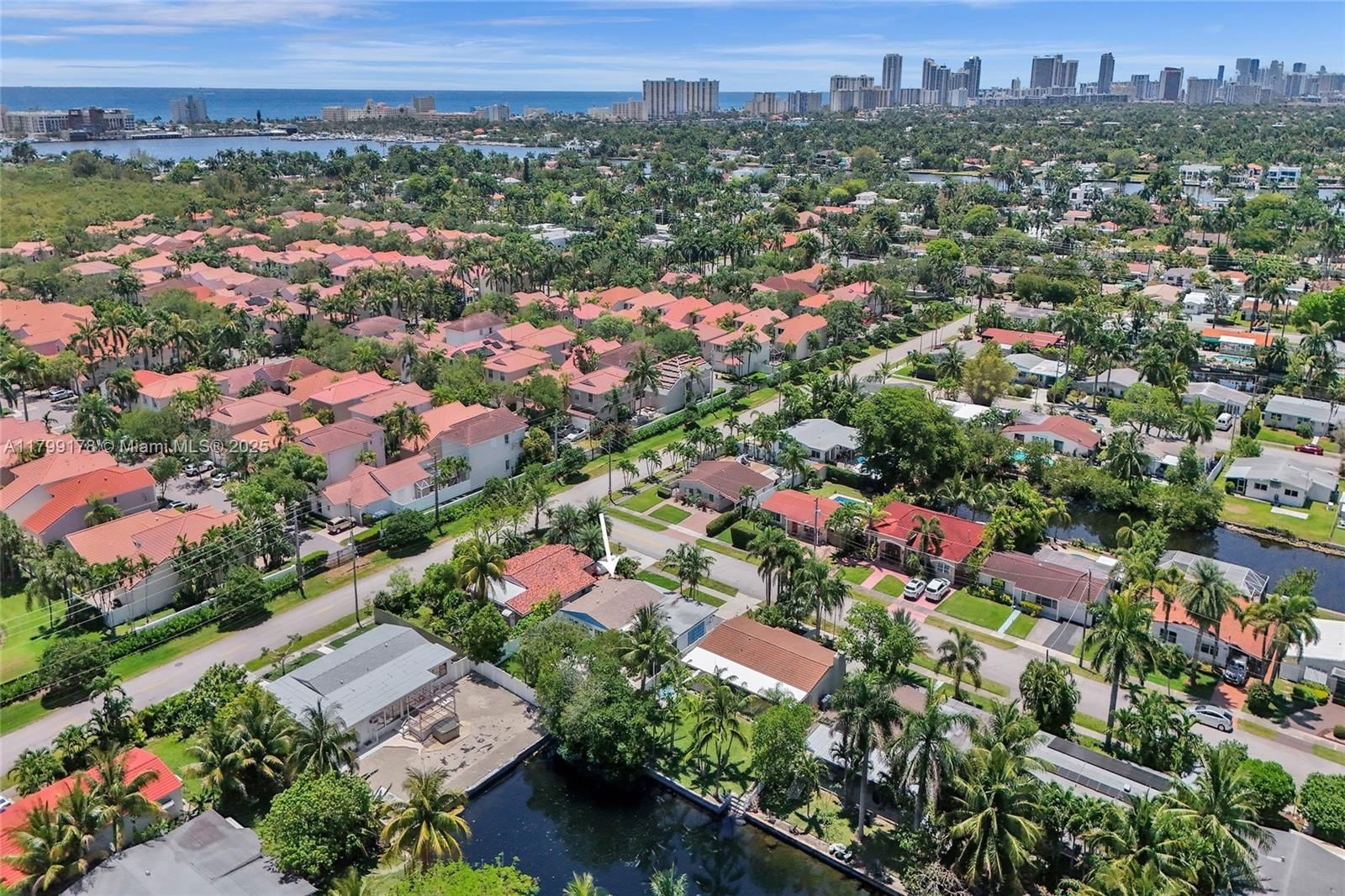 Real estate property located at 1155 Hayes St, Broward, Look Homesites No 4, Hollywood, FL